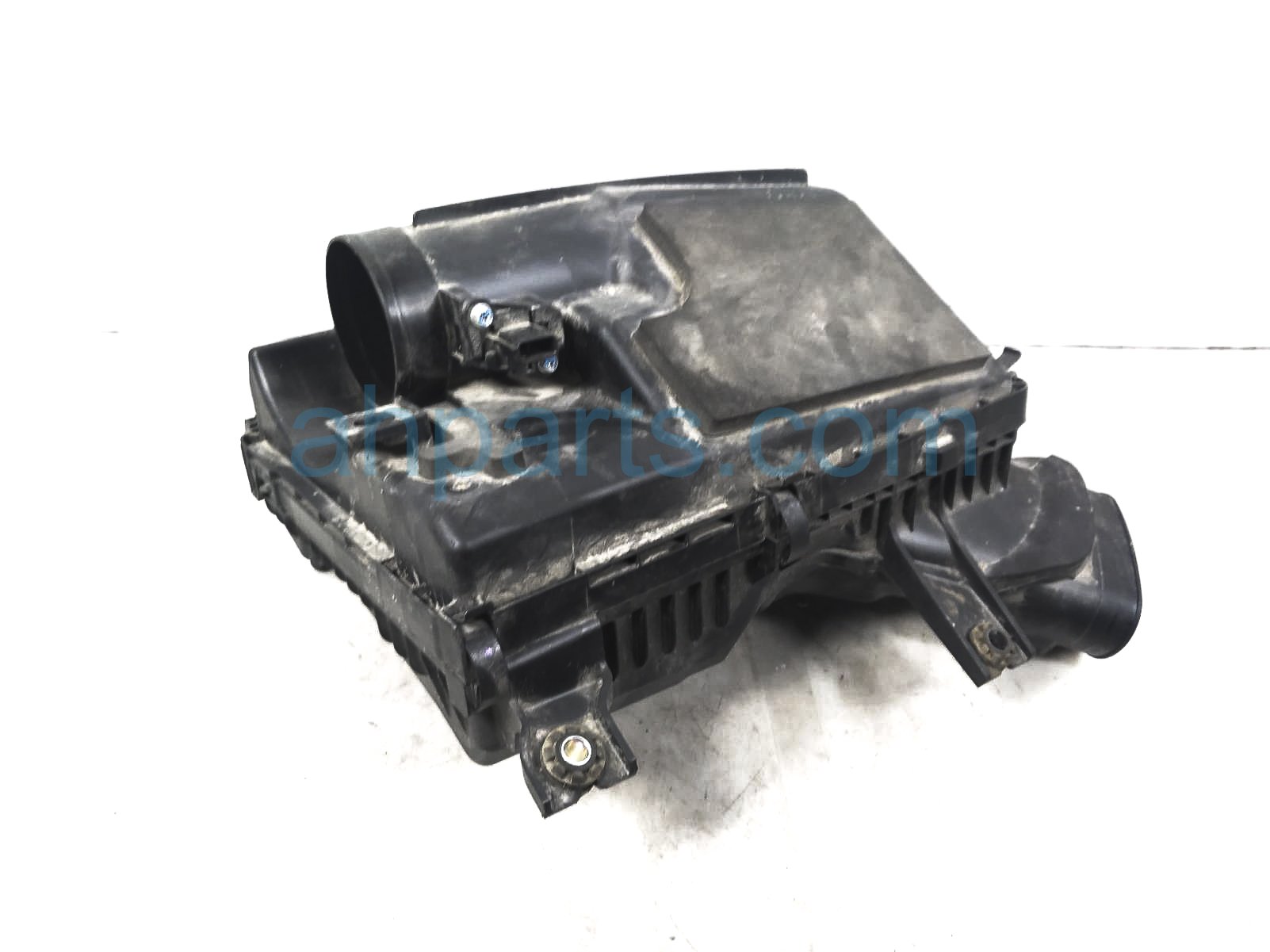 $200 Infiniti AIR CLEANER INTAKE BOX ASSY $200 Infiniti AIR CLEANER INTAKE BOX ASSY