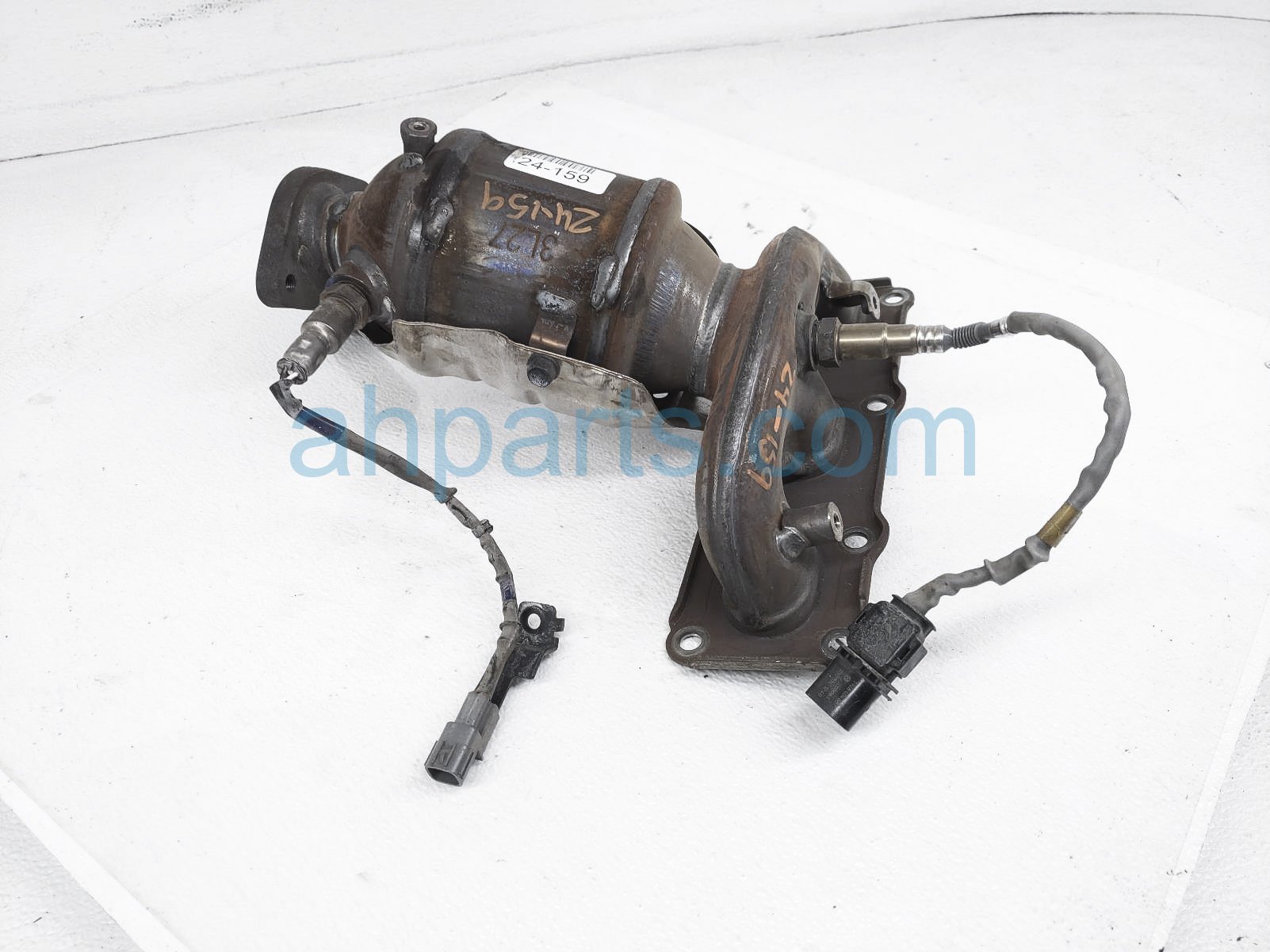 $325 Hyundai FRONT EXHAUST MANIFOLD $325 Hyundai FRONT EXHAUST MANIFOLD