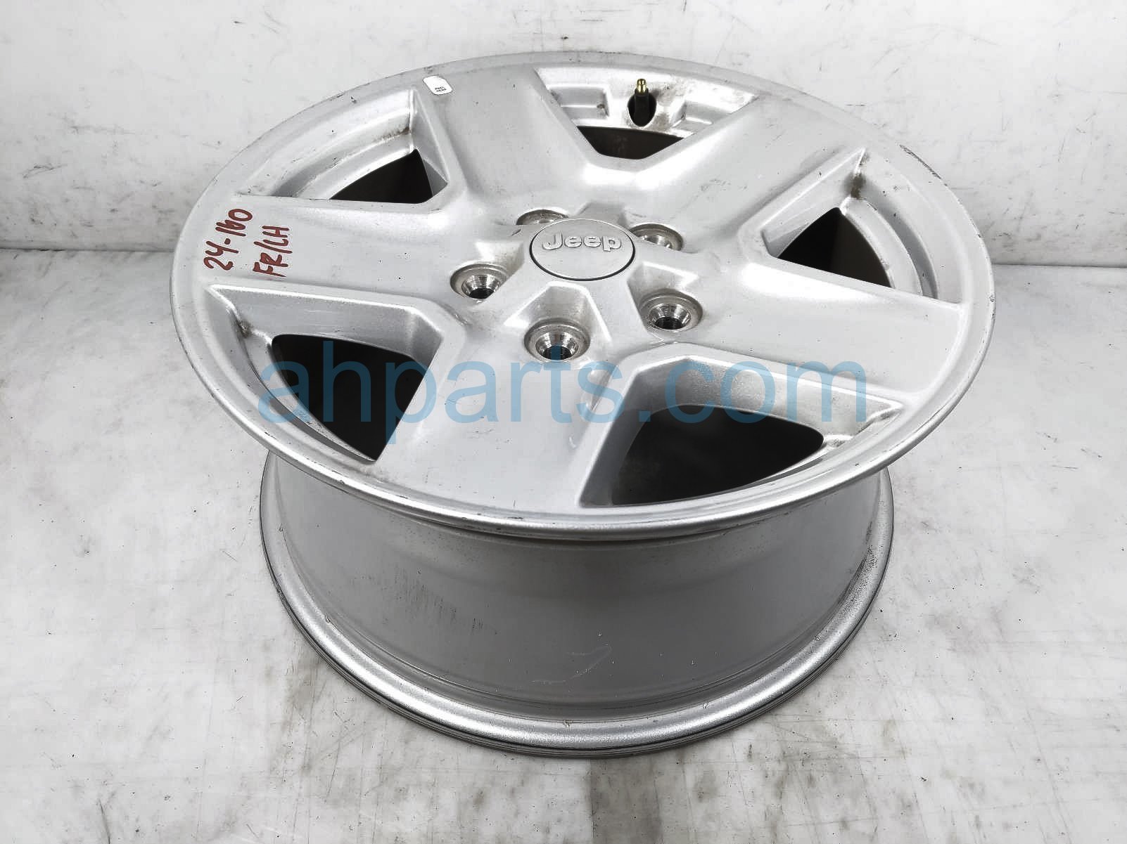 $99 Jeep FR/LH WHEEL / RIM $99 Jeep FR/LH WHEEL / RIM