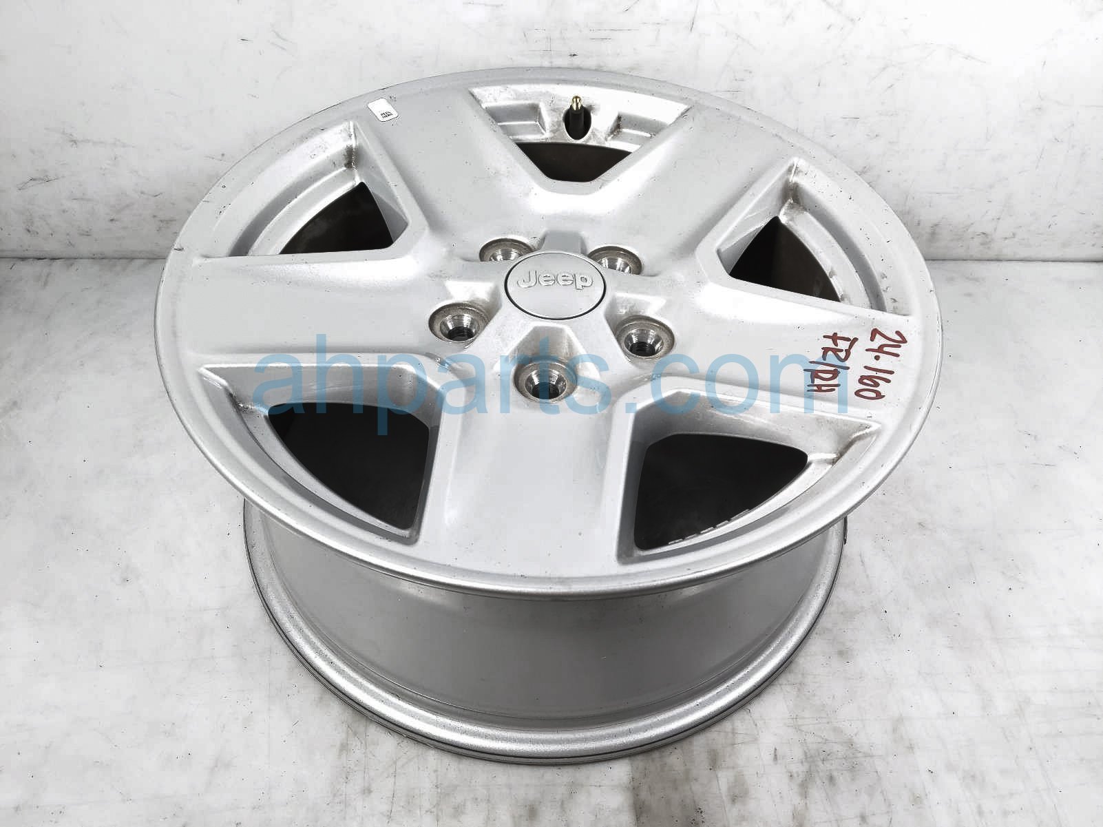 $99 Jeep FR/RH WHEEL / RIM $99 Jeep FR/RH WHEEL / RIM