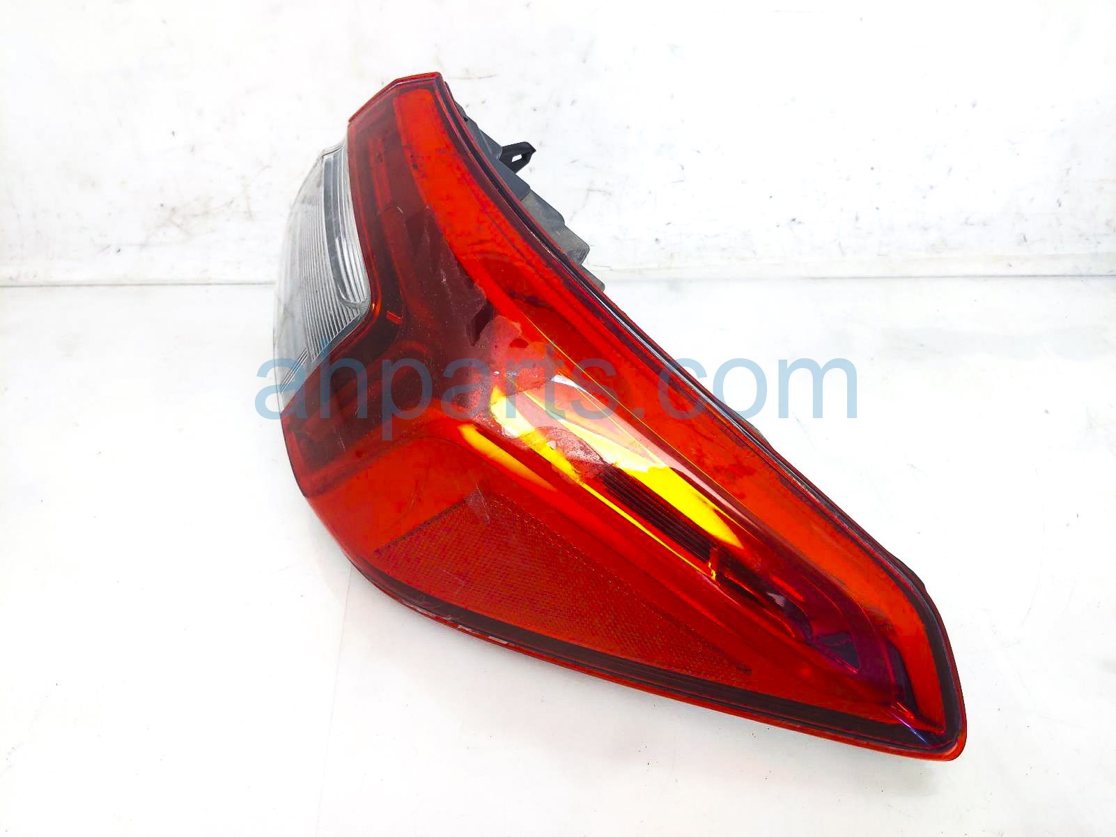 $250 Honda RH TAIL LAMP (ON BODY)