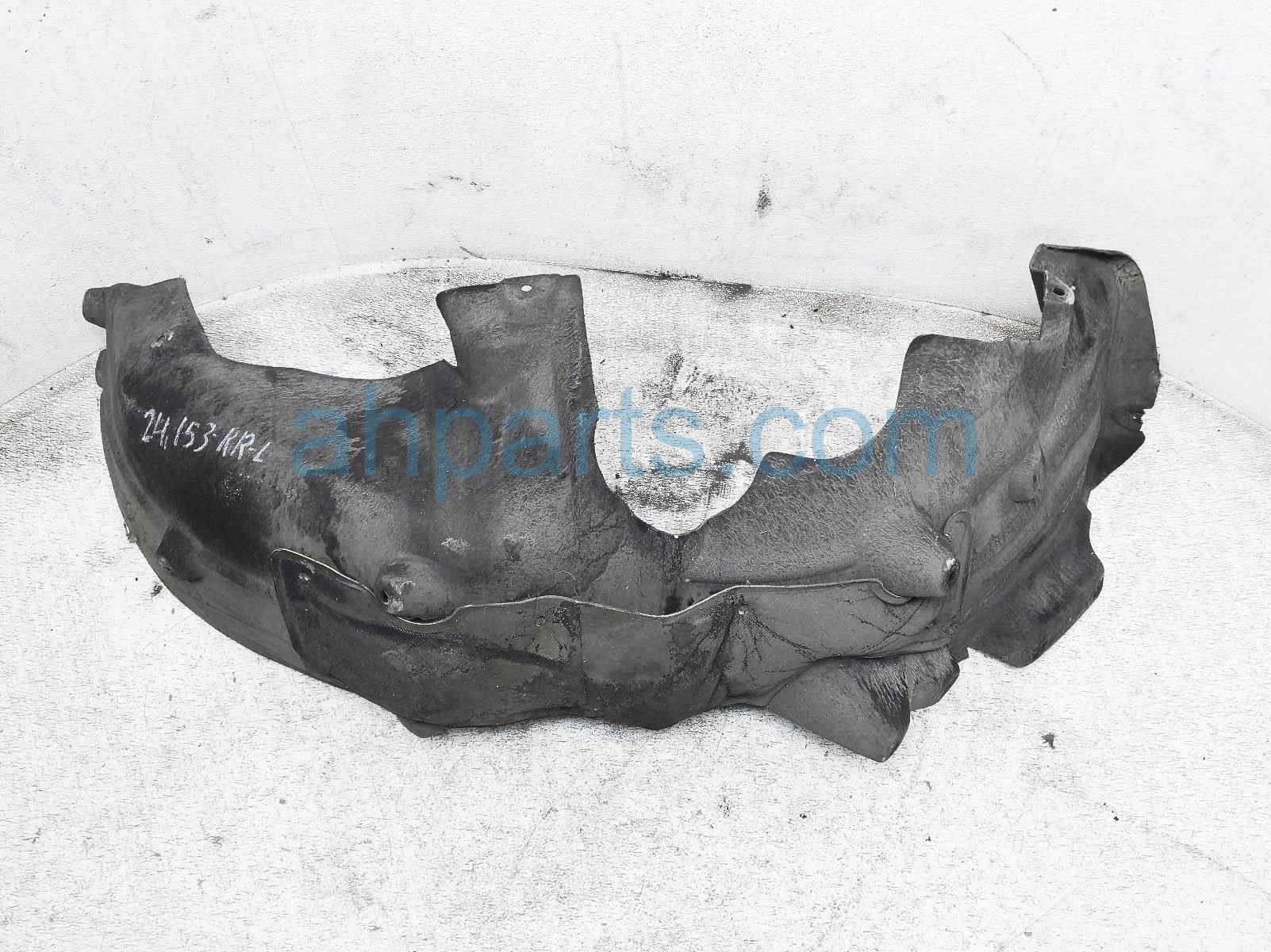 $40 Acura RR/LH INNER FENDER LINER