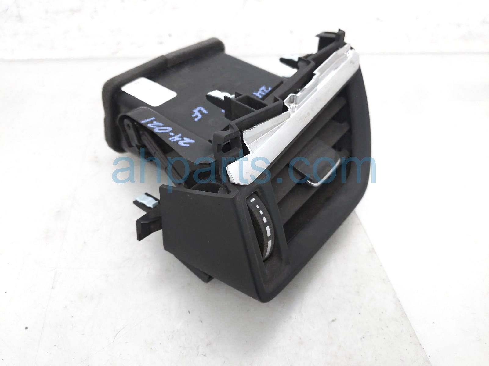 $20 Acura LH DASH A/C VENT OUTLET $20 Acura LH DASH A/C VENT OUTLET