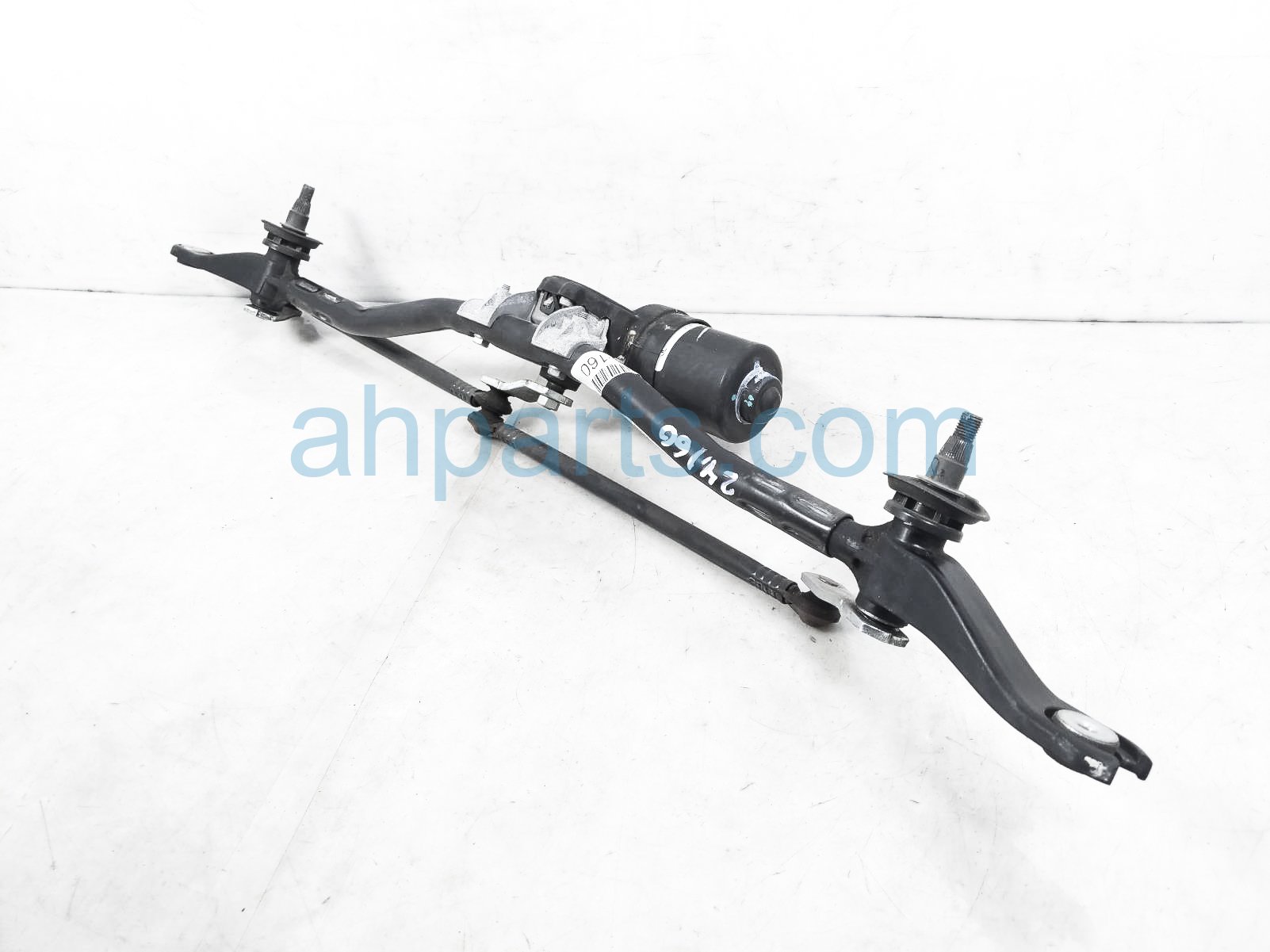 $99 Jeep WINDSHIELD WIPER MOTOR W/ARM ASSY $99 Jeep WINDSHIELD WIPER MOTOR W/ARM ASSY