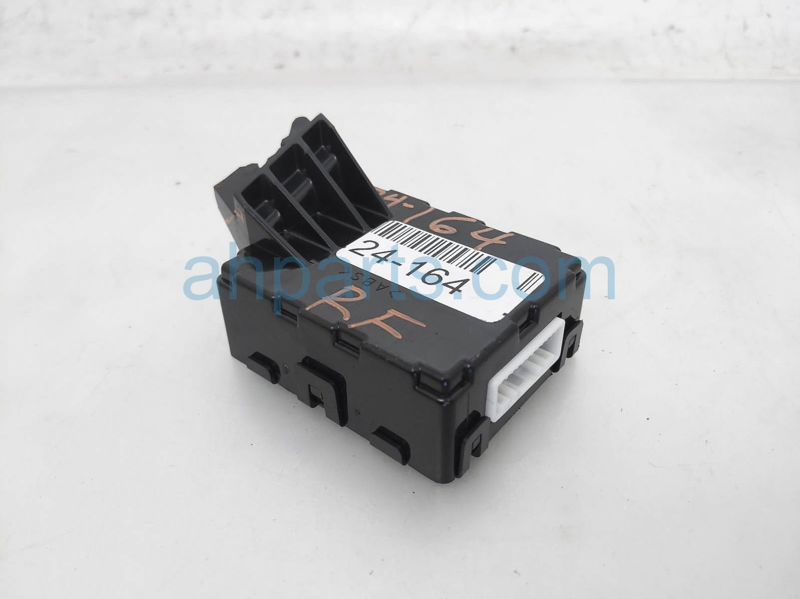 $45 Toyota AIR AMPLIFIER ASSEMBLY UNIT $45 Toyota AIR AMPLIFIER ASSEMBLY UNIT