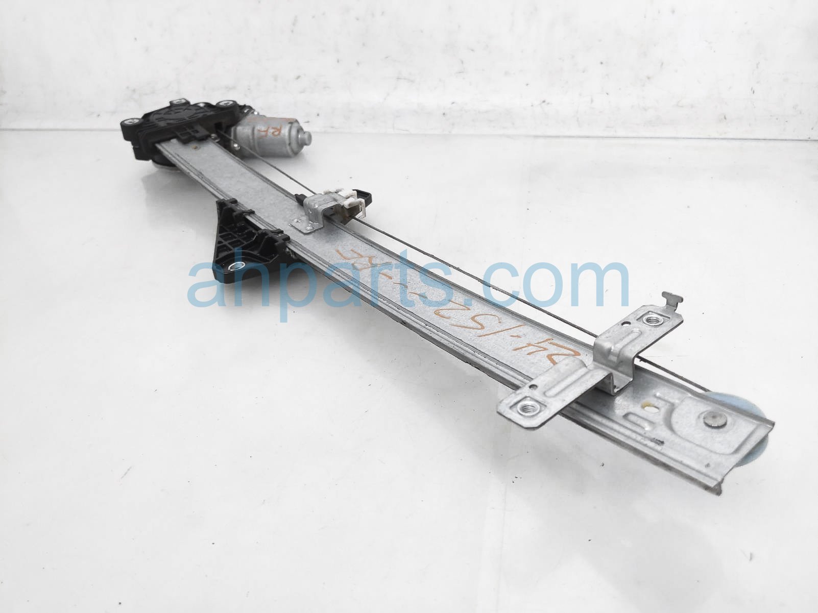 $50 Subaru FR/RH WINDOW REGULATOR & MOTOR $50 Subaru FR/RH WINDOW REGULATOR & MOTOR