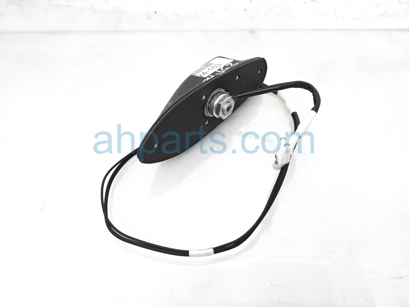 $100 Toyota ROOF ANTENNA ASSY - BLACK