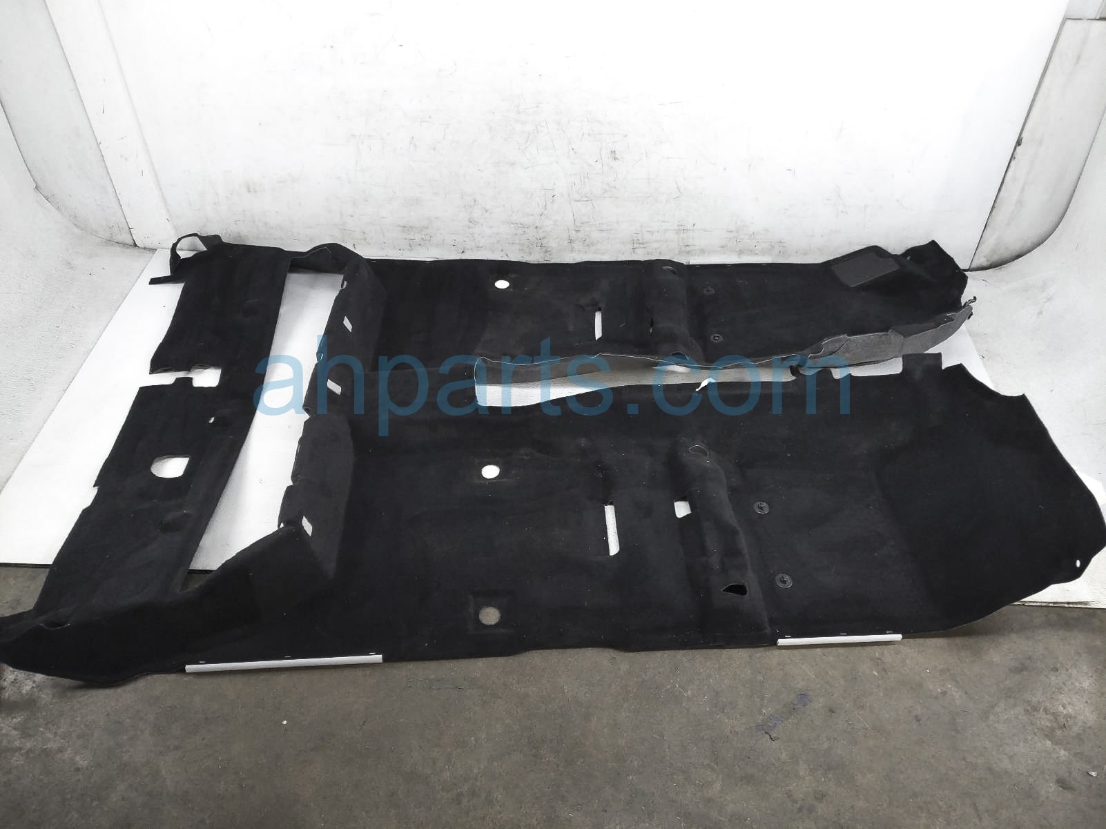 $225 Toyota INTERIOR FLOOR CARPET - BLACK CC $225 Toyota INTERIOR FLOOR CARPET - BLACK CC