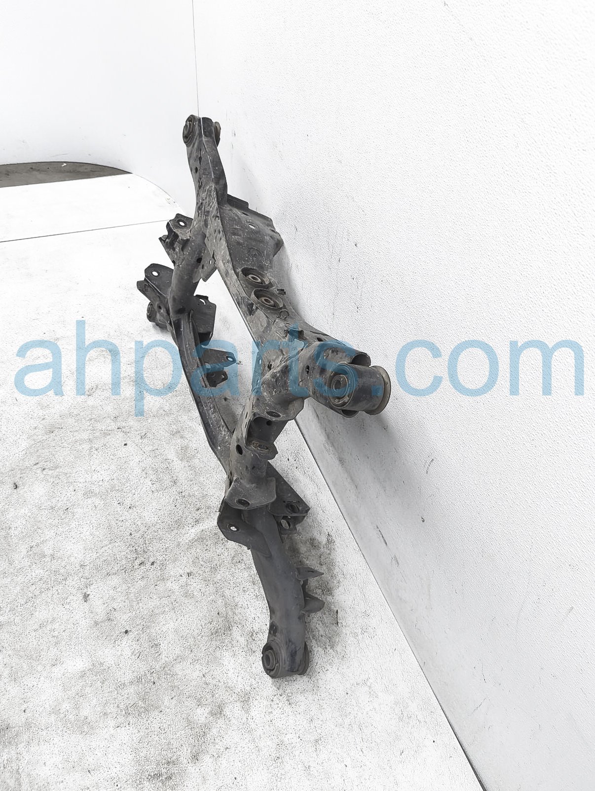 Sold 2021 Subaru Ascent Crossmember Rear Sub Frame / Cradle 20152XC00C Replacement Sold 2021 Subaru Ascent Crossmember Rear Sub Frame / Cradle 20152XC00C Replacement thumbnail