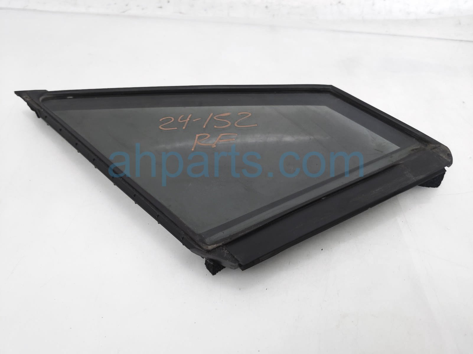 $49 Subaru FR/RH VENT GLASS WINDOW $49 Subaru FR/RH VENT GLASS WINDOW