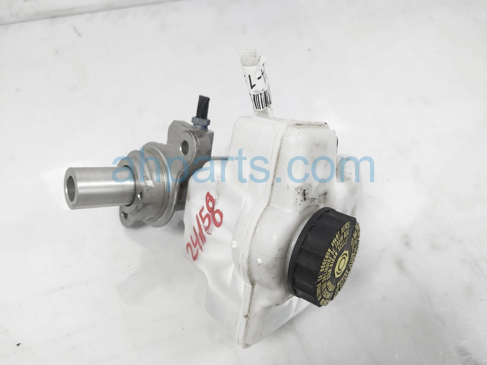 $85 BMW BRAKE MASTER CYLINDER $85 BMW BRAKE MASTER CYLINDER
