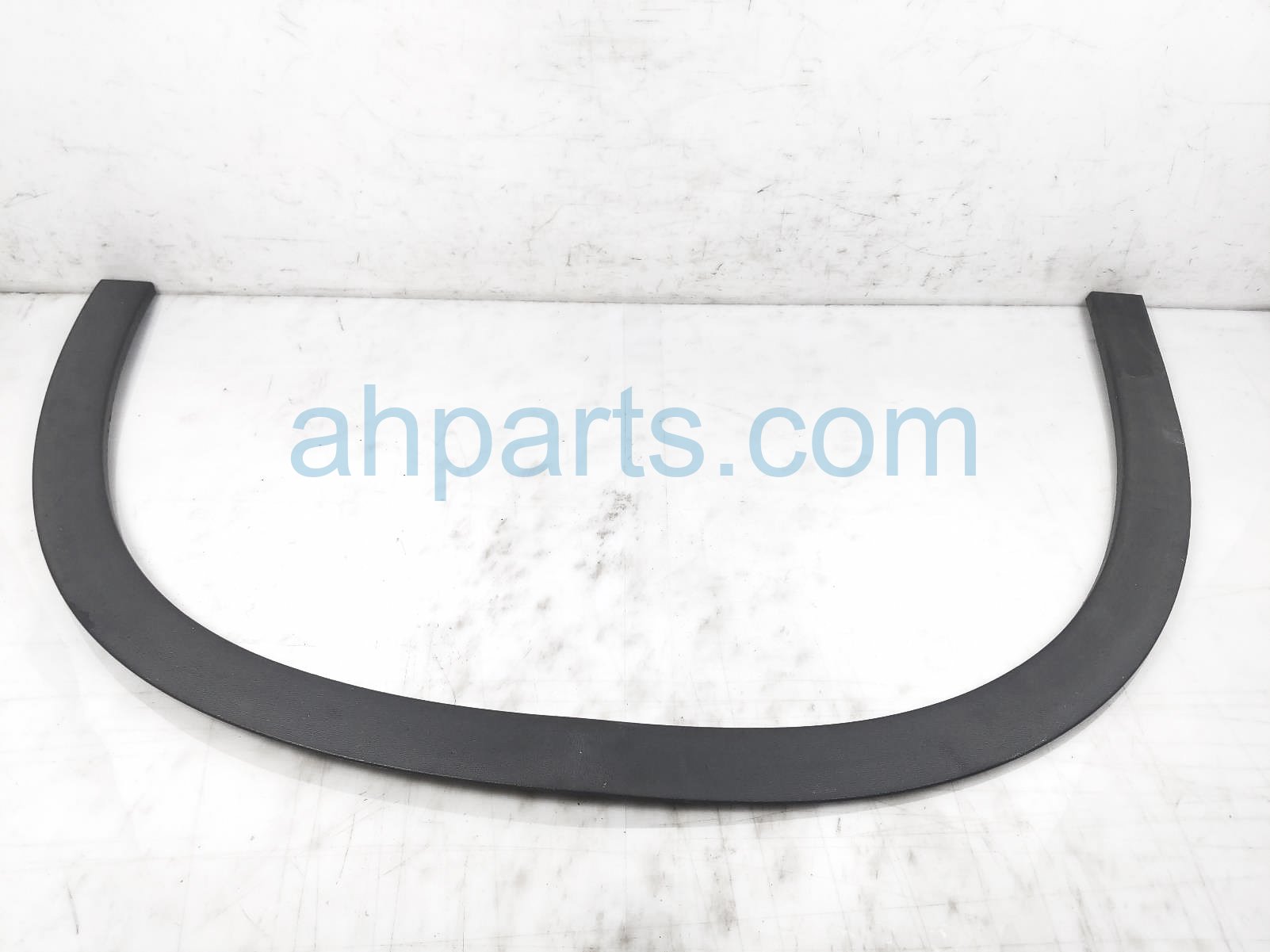 $50 Mercedes FR/RH FENDER FLARE - BLACK $50 Mercedes FR/RH FENDER FLARE - BLACK