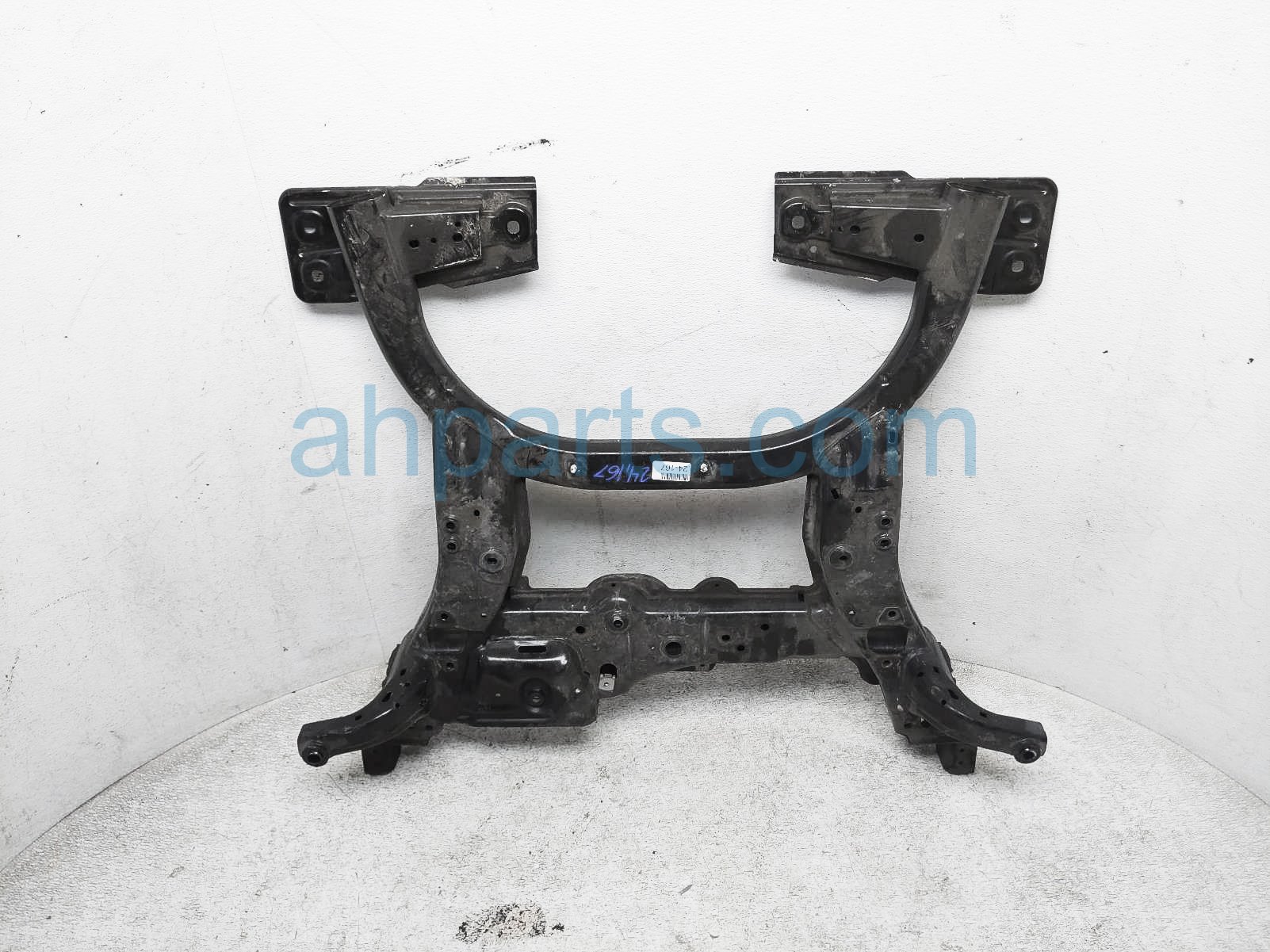 $299 Mercedes FRONT ENGINE SUB FRAME / CRADLE $299 Mercedes FRONT ENGINE SUB FRAME / CRADLE