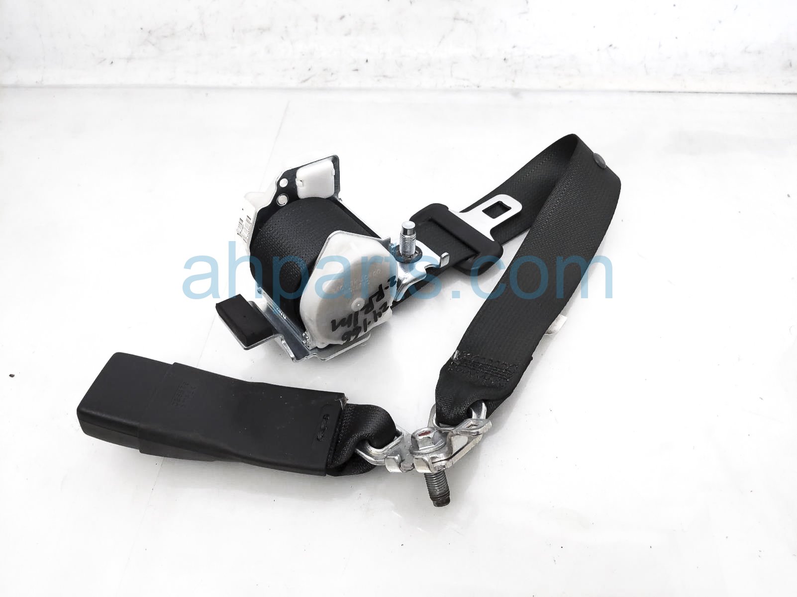 $25 Honda 2ND ROW MID SEAT BELT - BLACK SDN $25 Honda 2ND ROW MID SEAT BELT - BLACK SDN