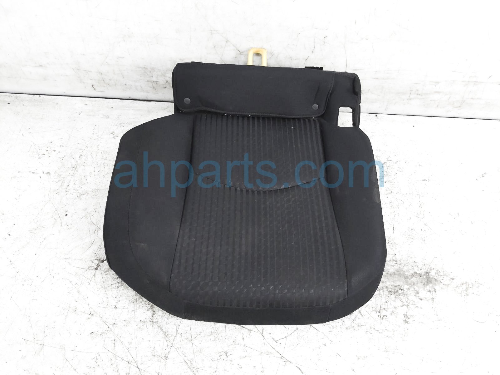 $75 Toyota RR/RH LOWER SEAT CUSHION - BLACK PR*