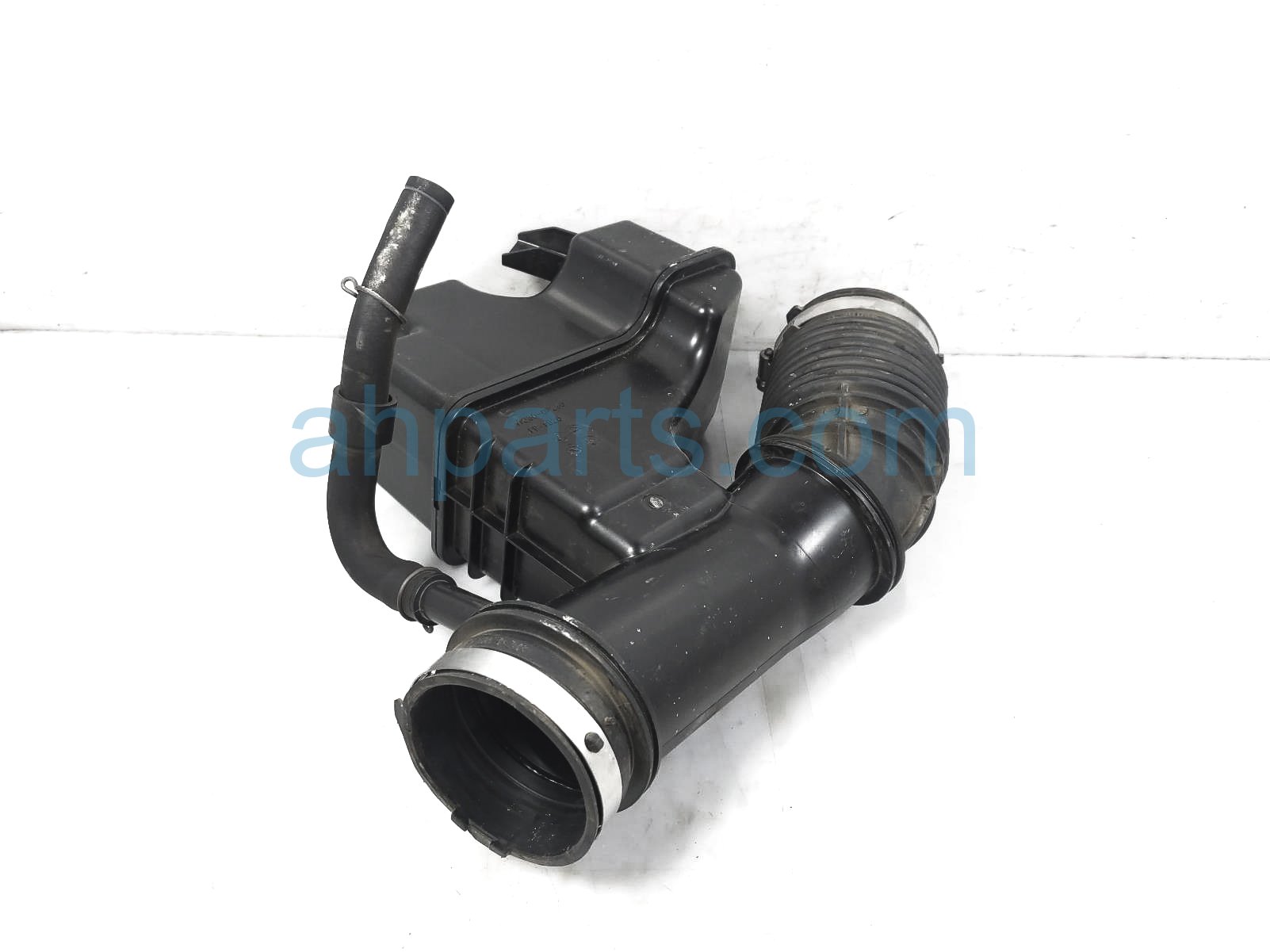 $75 Toyota AIR INTAKE RESONATOR ASSY - 3.5L