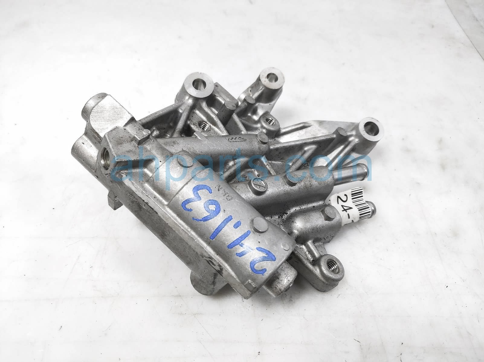 $75 Toyota TRANSMISSION OIL PASSAGE - 3.5L 4X2 $75 Toyota TRANSMISSION OIL PASSAGE - 3.5L 4X2