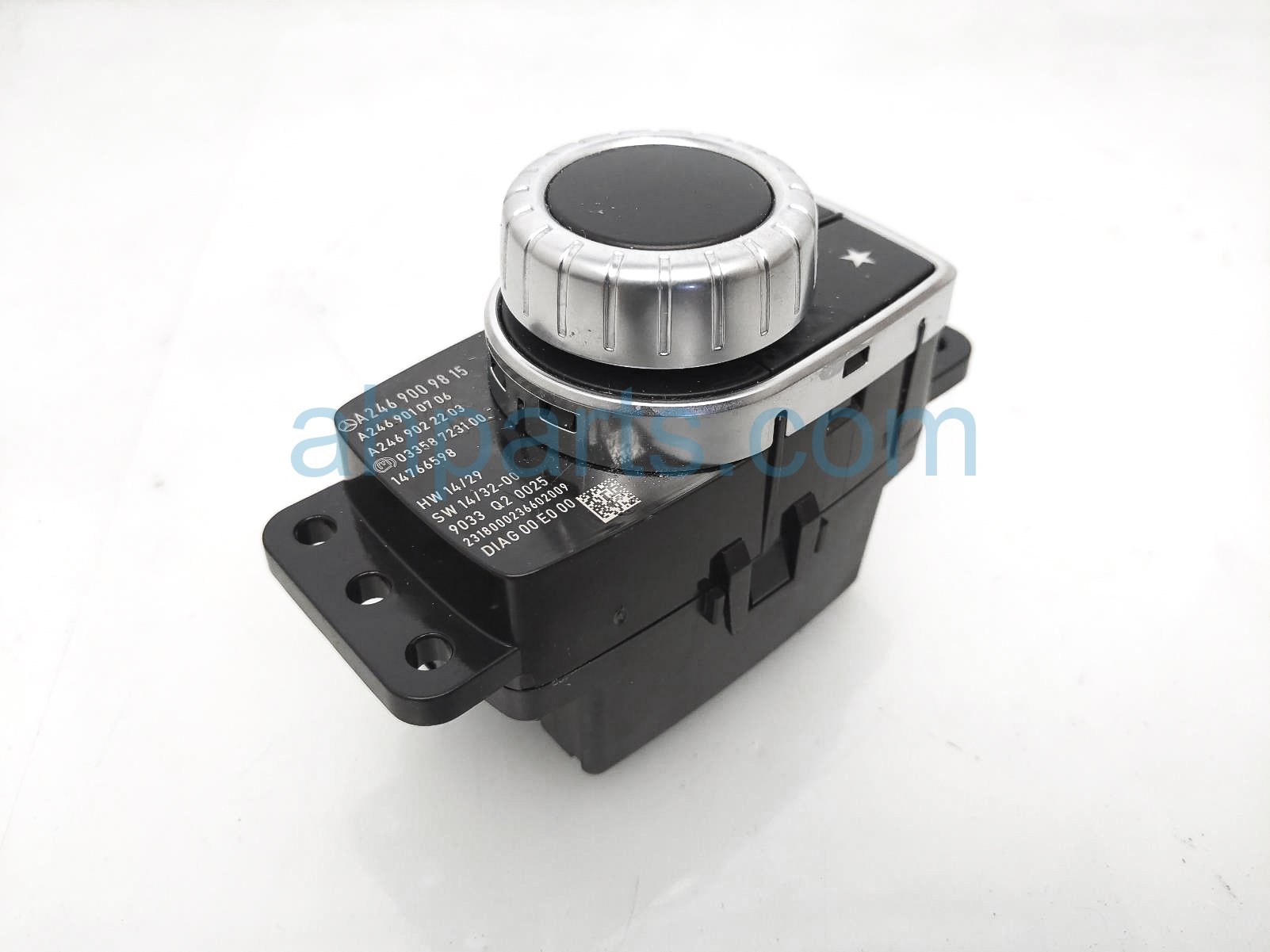 $49 Mercedes AUDIO CONTROL SWITCH ASSY $49 Mercedes AUDIO CONTROL SWITCH ASSY