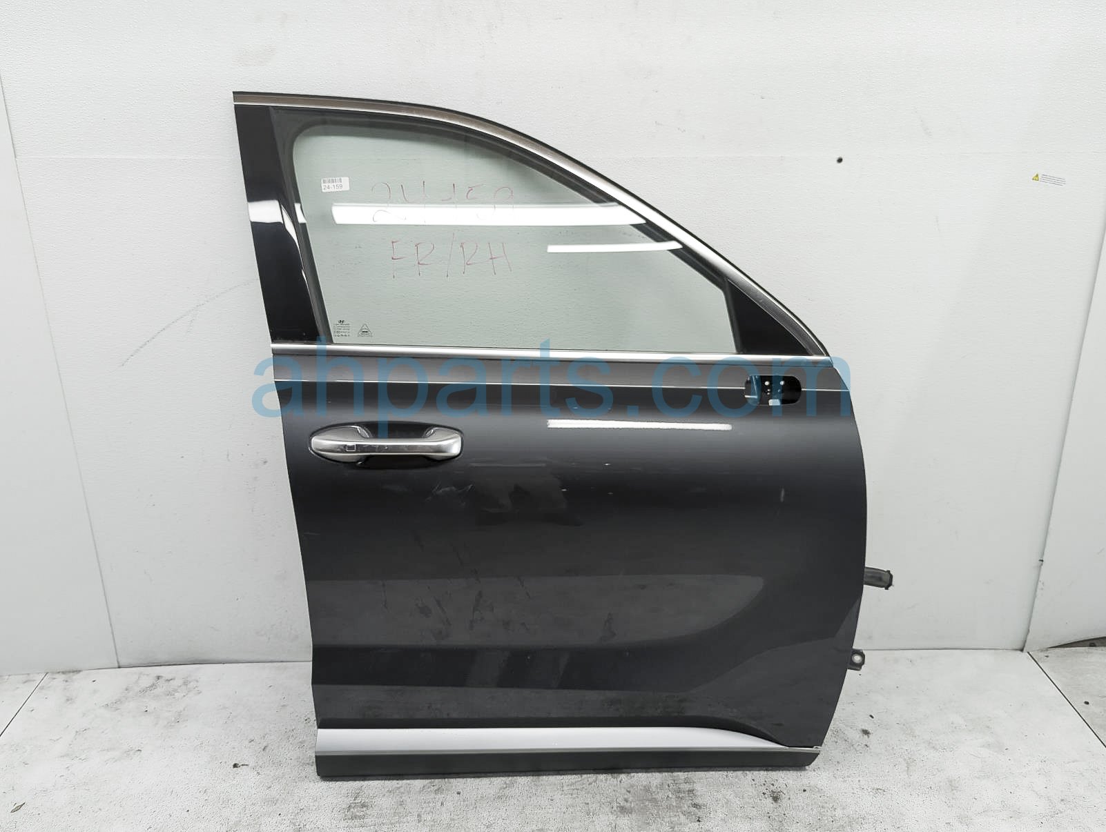 $1095 Hyundai FR/RH DOOR - GREY - NO MIRROR/TRIM $1095 Hyundai FR/RH DOOR - GREY - NO MIRROR/TRIM