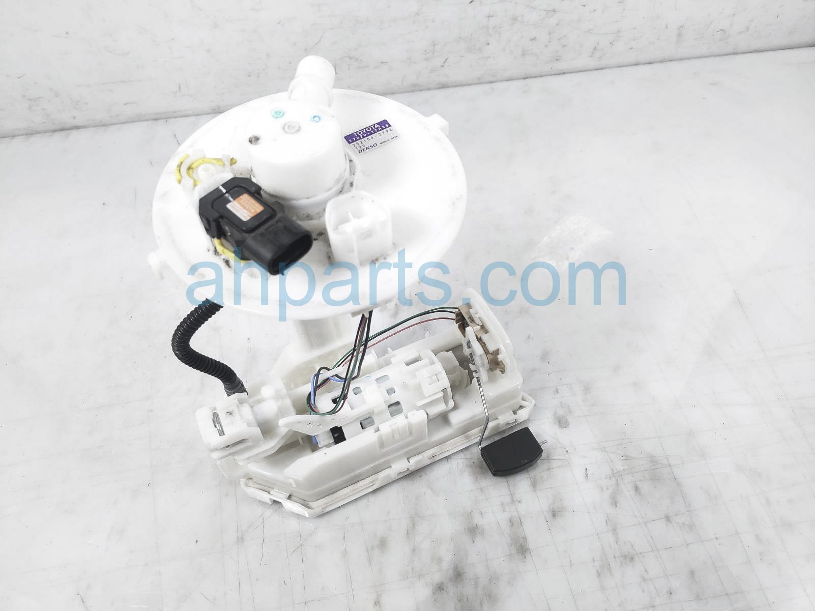 $65 Toyota GAS / FUEL PUMP - PRIME