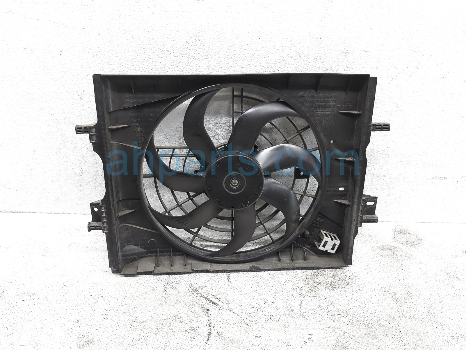 $200 Nissan RADIATOR FAN ASSEMBLY