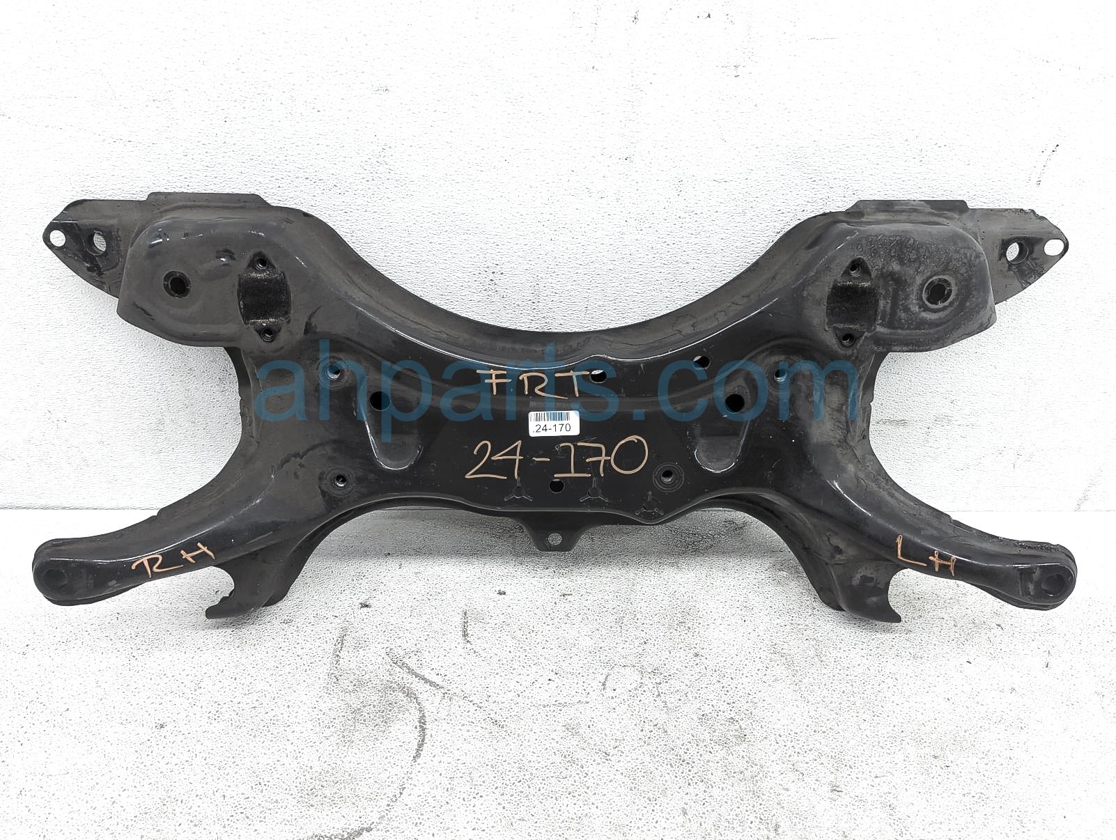 $125 Toyota FRONT SUSPENSION SUB FRAME / CRADLE* $125 Toyota FRONT SUSPENSION SUB FRAME / CRADLE*
