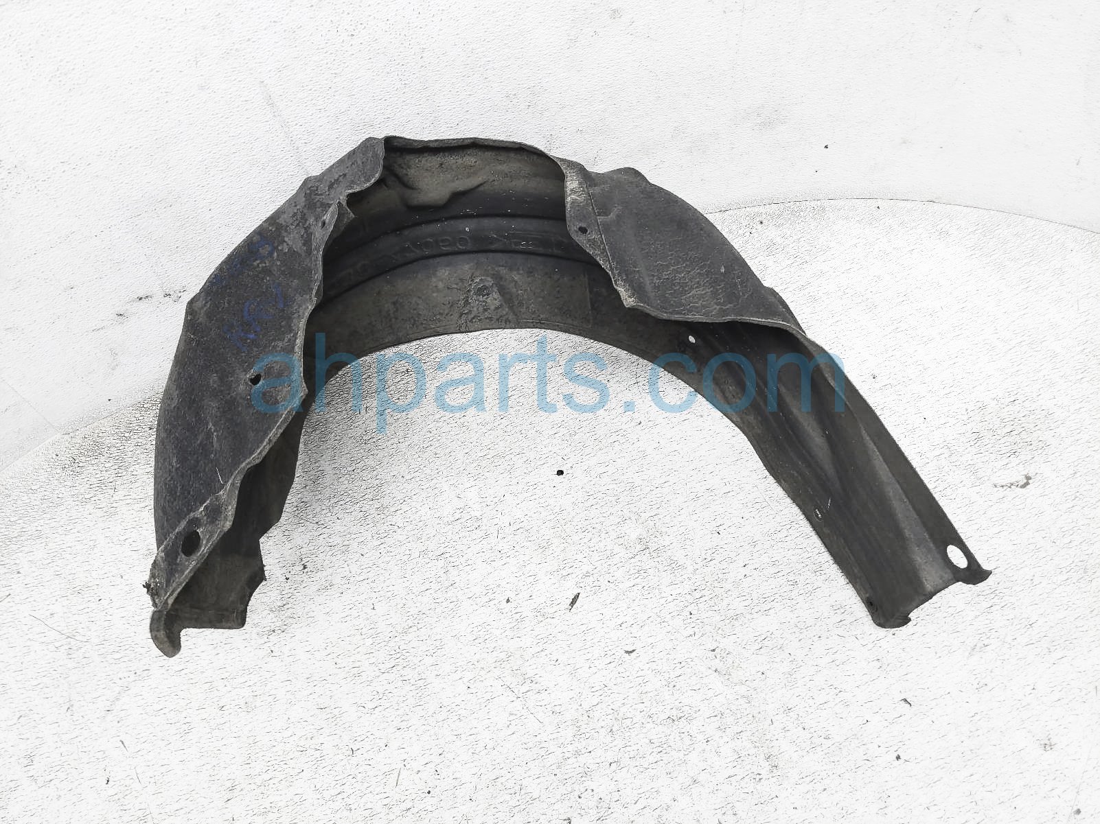 $30 Toyota RR/LH INNER FENDER LINER