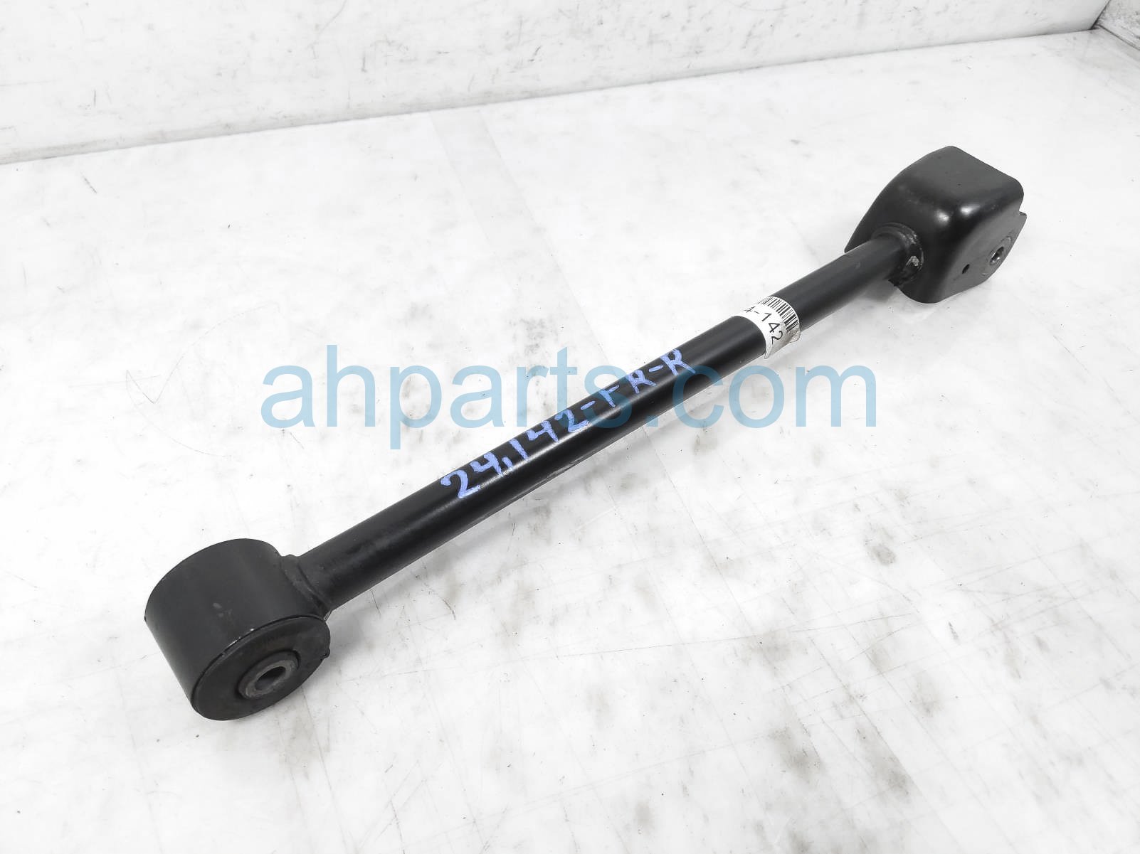 $30 Jeep FR/RH UPPER CONTROL ARM $30 Jeep FR/RH UPPER CONTROL ARM