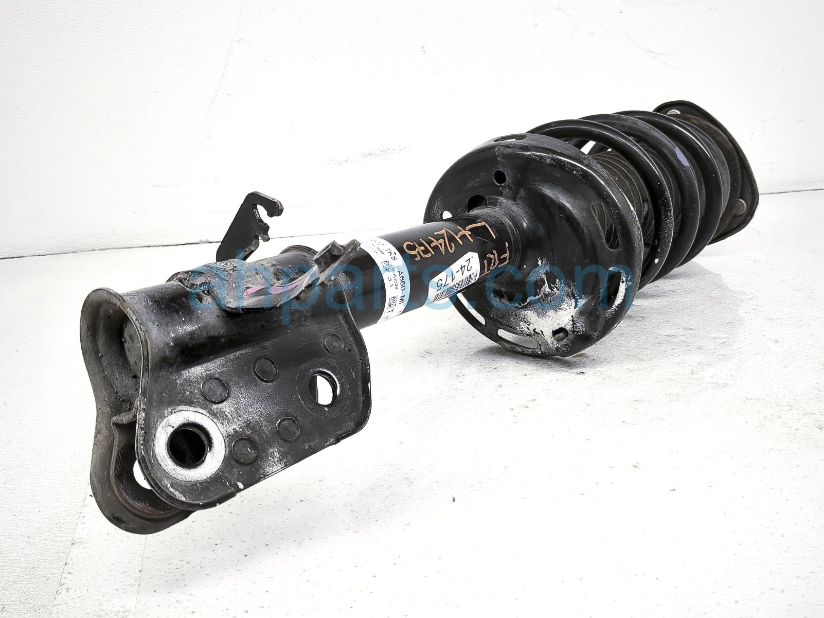 $90 Honda FR/LH STRUT + SPRING