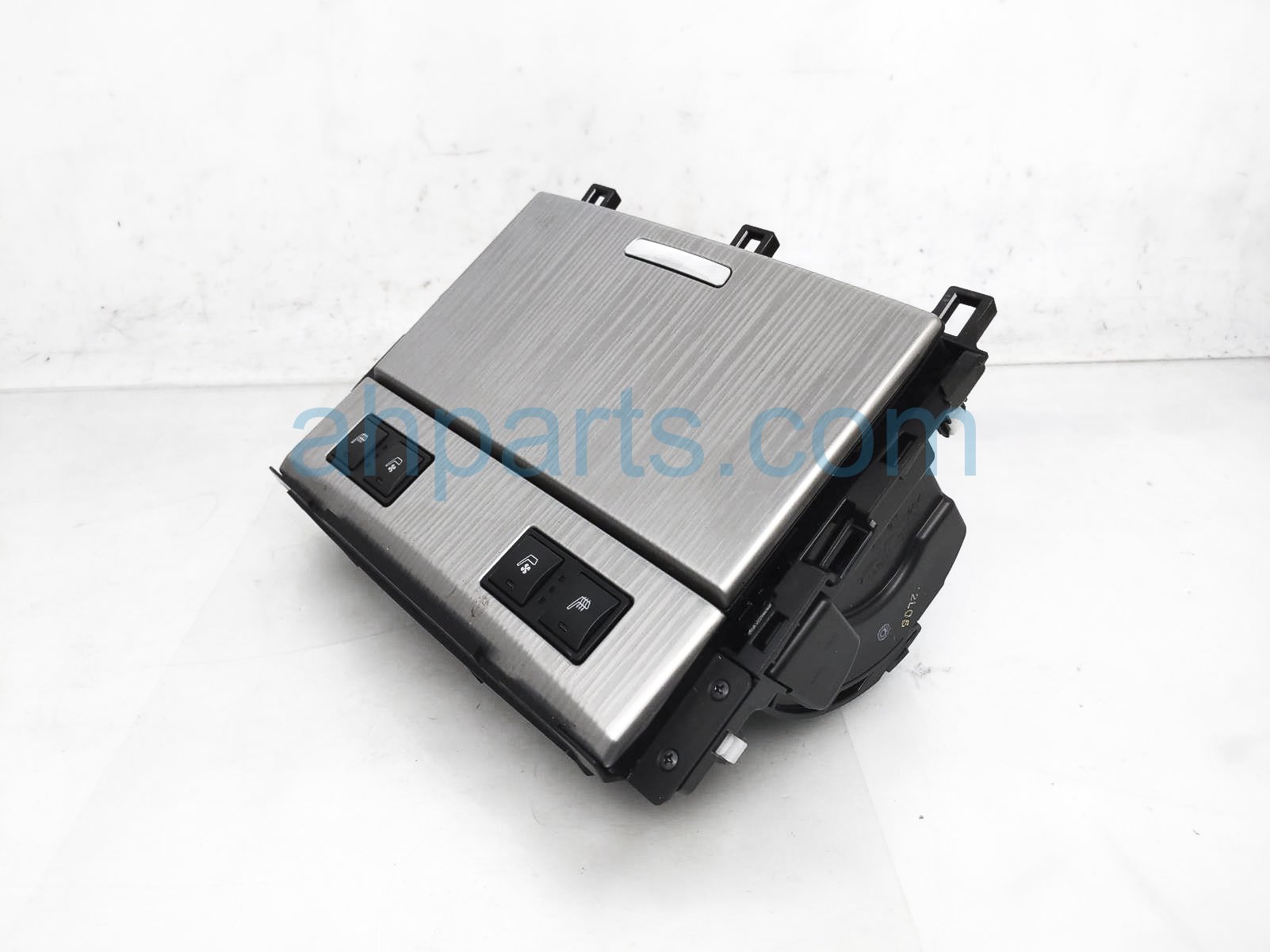 $60 Lexus CONSOLE CUP HOLDER W/SEAT SWITCHES $60 Lexus CONSOLE CUP HOLDER W/SEAT SWITCHES