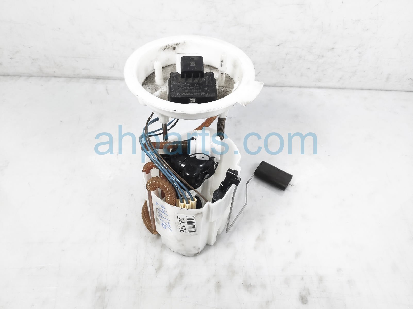 $75 BMW GAS / FUEL PUMP (TANK MOUNTED)