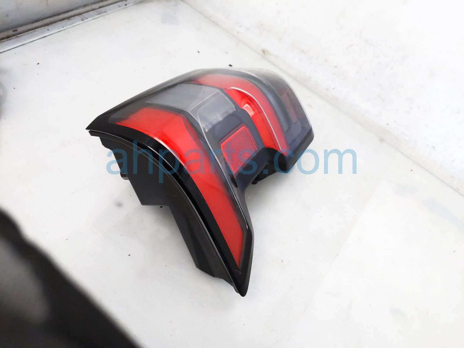 $300 Nissan LH TAIL LAMP (ON BODY) $300 Nissan LH TAIL LAMP (ON BODY)