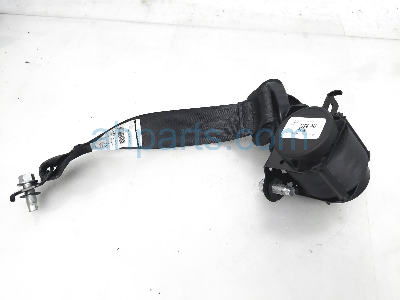 $50 Honda 3RD ROW RH SEAT BELT - BLACK