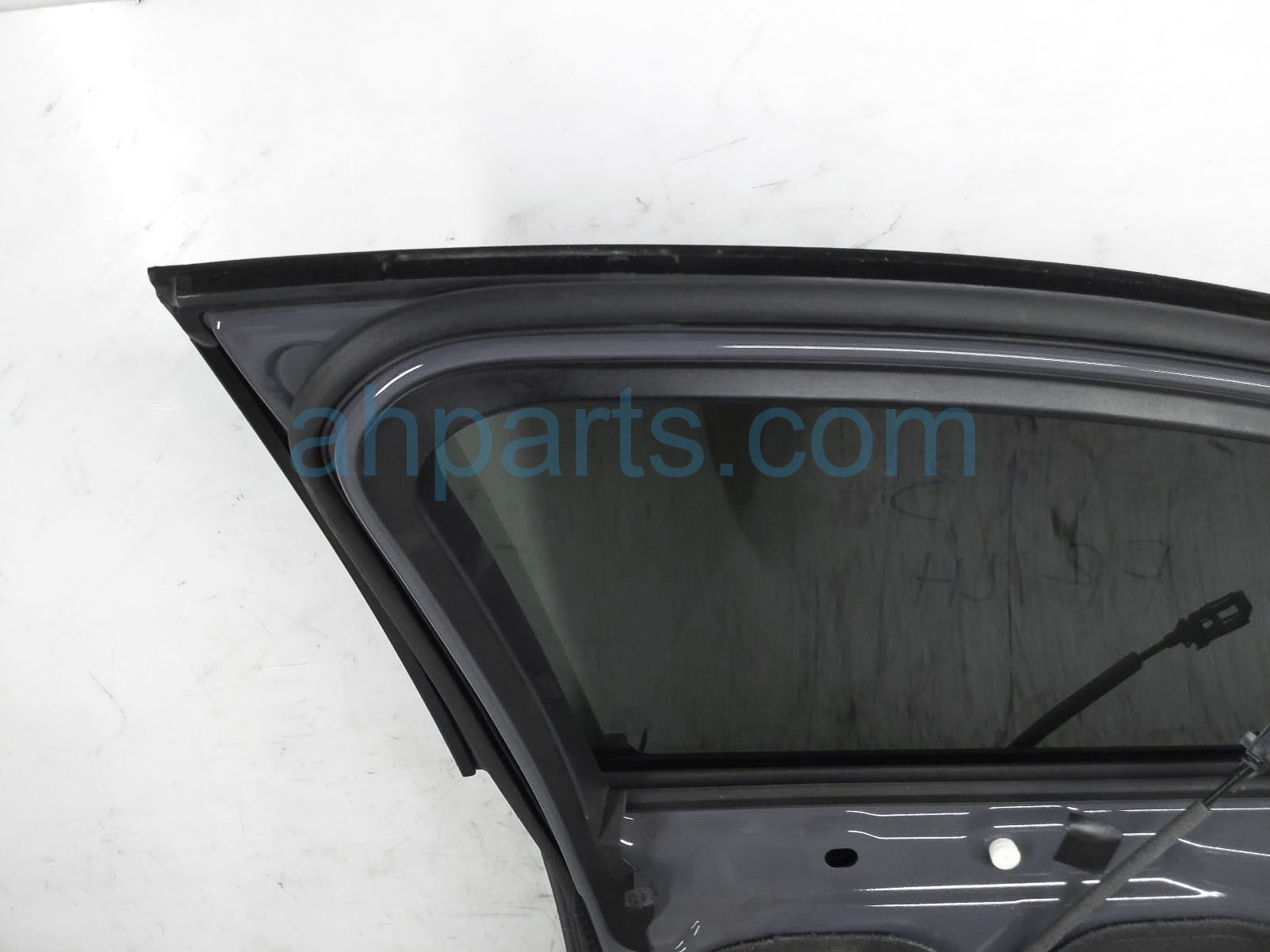 Ford FR/LH DOOR - GREY - NO MIRROR/TRIM