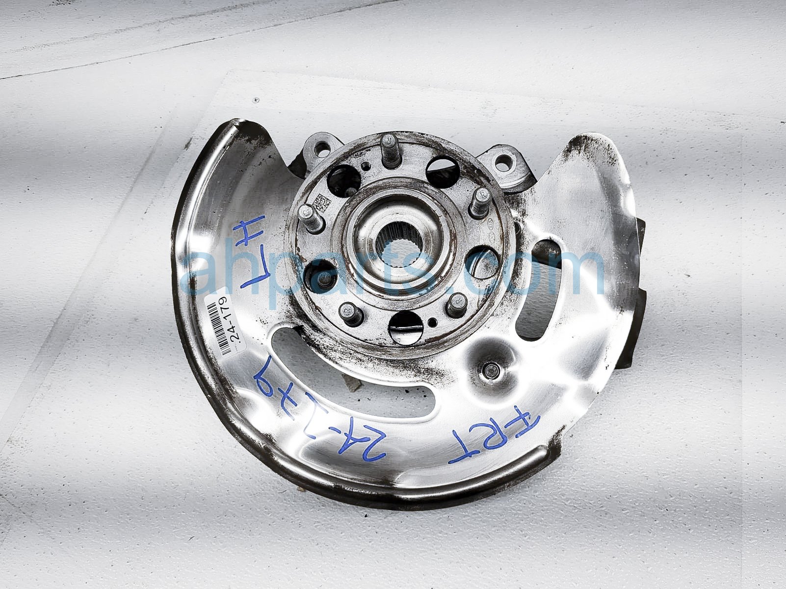 $149 Kia FR/LH SPINDLE KNUCKLE HUB $149 Kia FR/LH SPINDLE KNUCKLE HUB