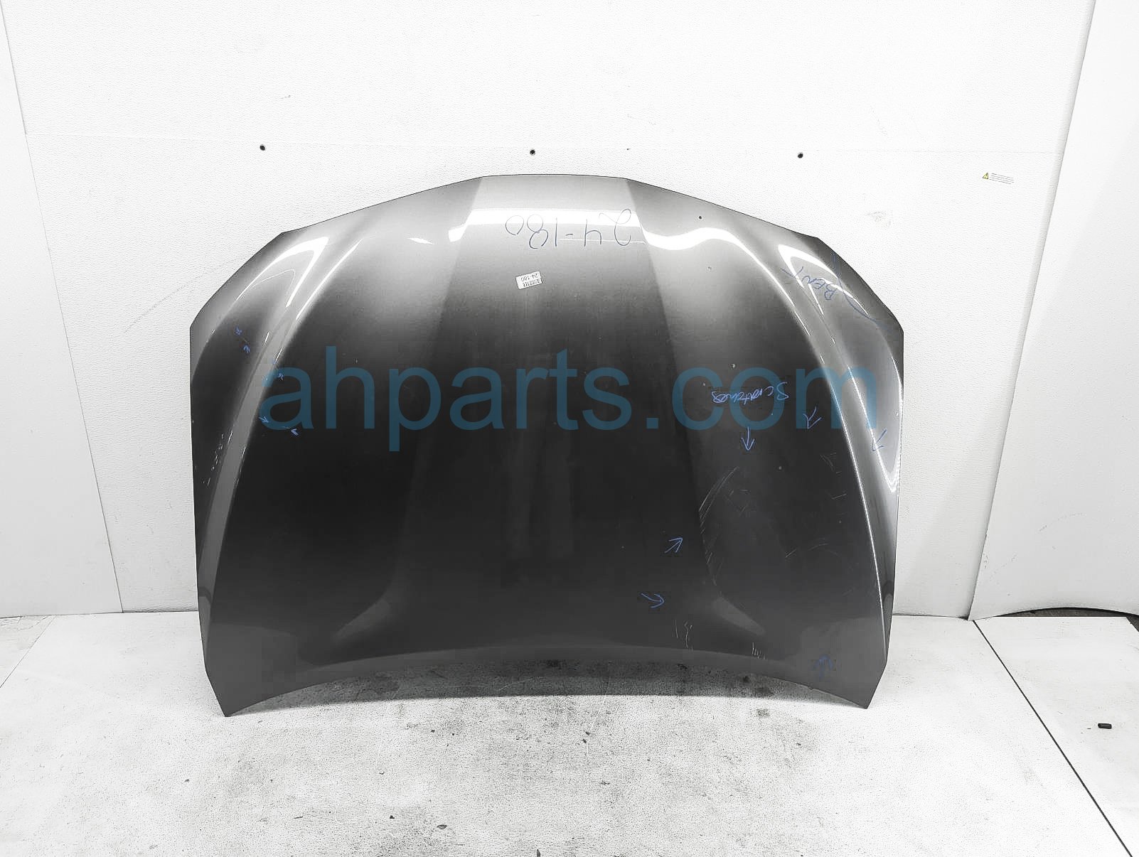 $425 Toyota HOOD - GREY - BENT $425 Toyota HOOD - GREY - BENT