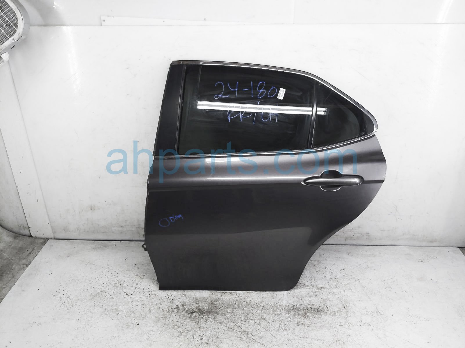 $625 Toyota RR/LH DOOR - GREY - NO INSIDE TRIM $625 Toyota RR/LH DOOR - GREY - NO INSIDE TRIM