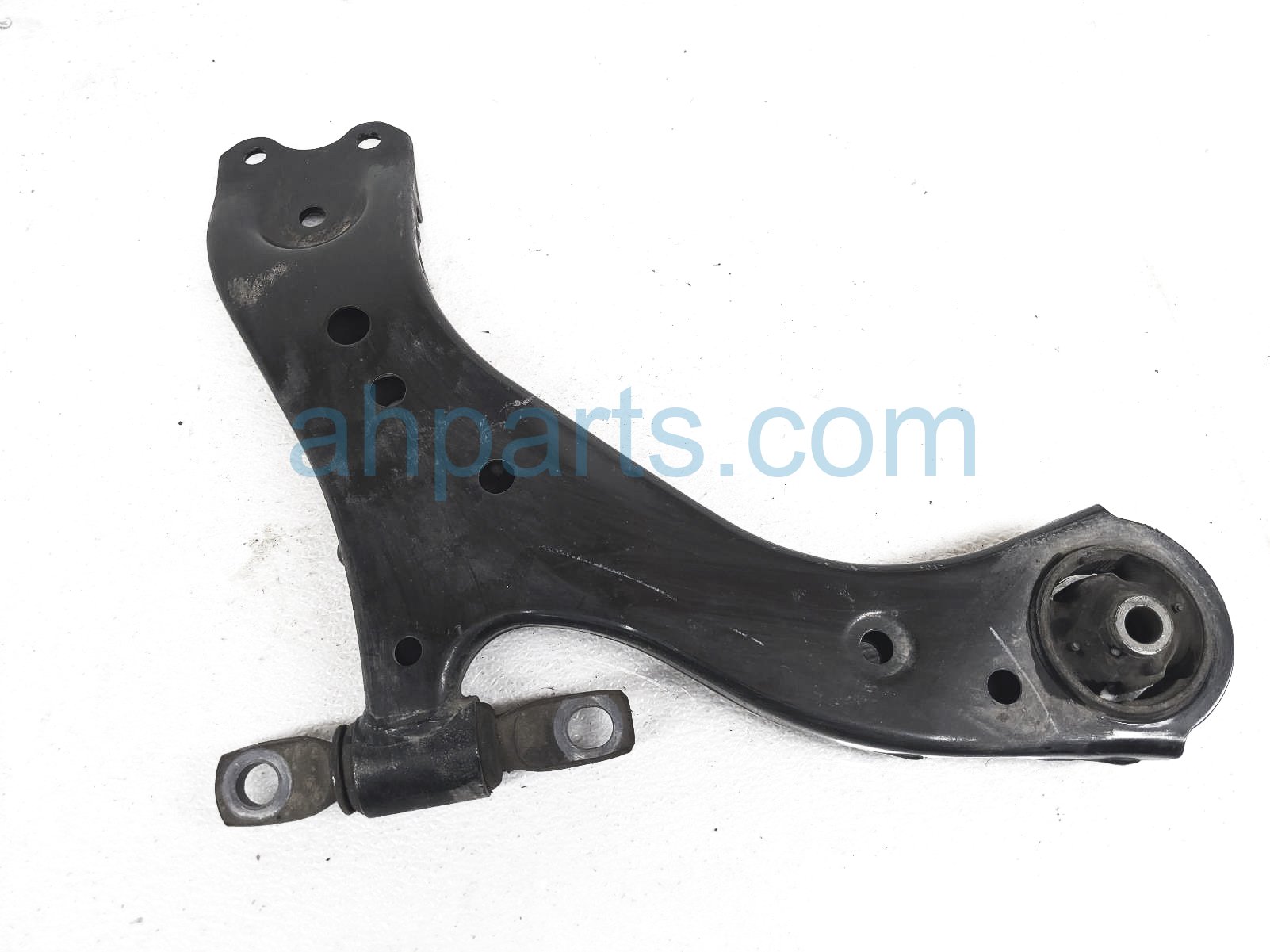 $125 Toyota FR/RH LOWER CONTROL ARM