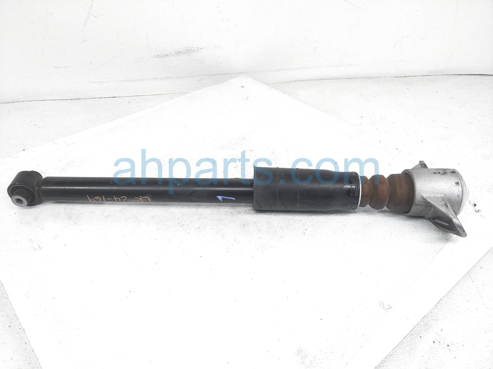 $40 Audi RR/LH SHOCK ABSORBER / STRUT $40 Audi RR/LH SHOCK ABSORBER / STRUT