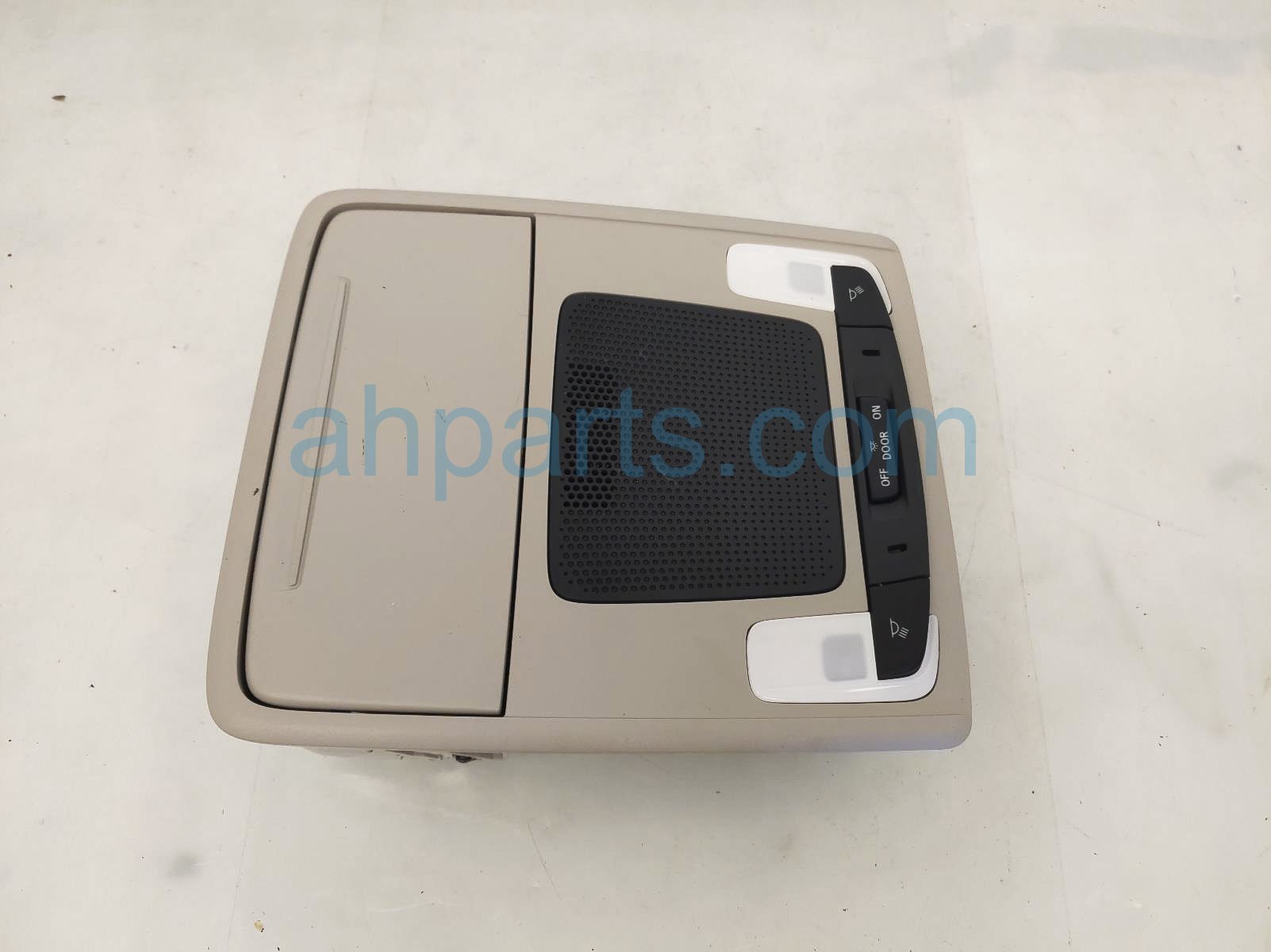 $75 Honda ROOF CONSOLE / MAP LIGHT- TAN - EX-L $75 Honda ROOF CONSOLE / MAP LIGHT- TAN - EX-L