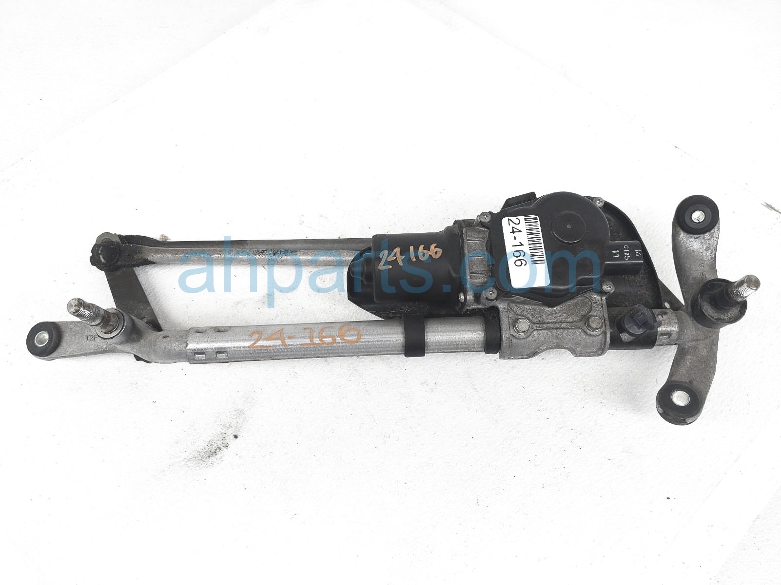 $59 Honda WINDSHIELD WIPER MOTOR ASSY