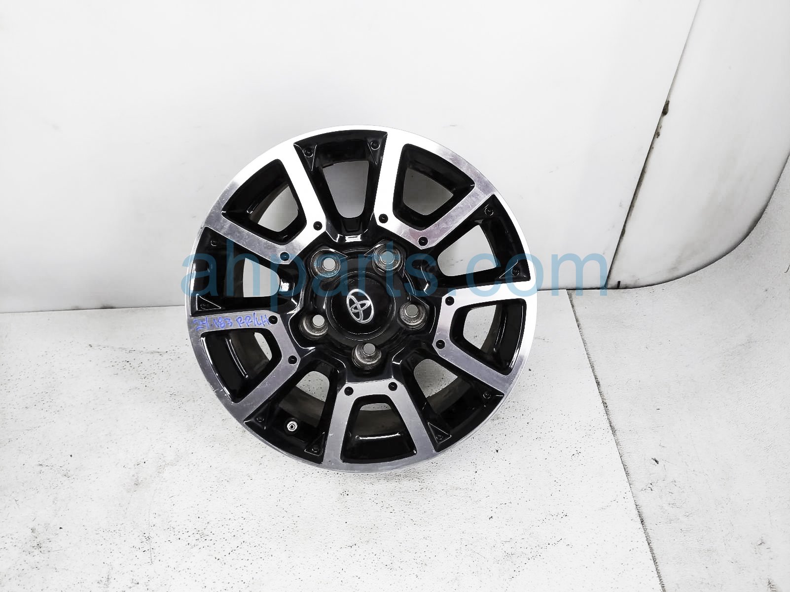 $199 Toyota RR/LH WHEEL / RIM $199 Toyota RR/LH WHEEL / RIM