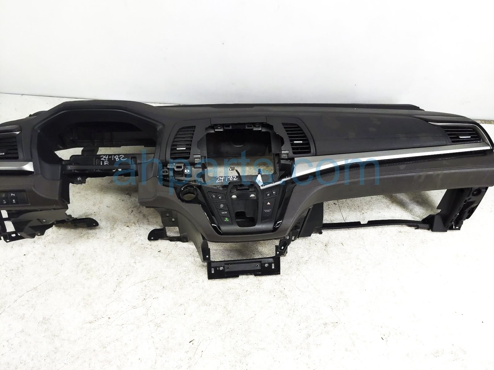 $745 Honda DASHBOARD W/ AIRBAG - MOCHA $745 Honda DASHBOARD W/ AIRBAG - MOCHA