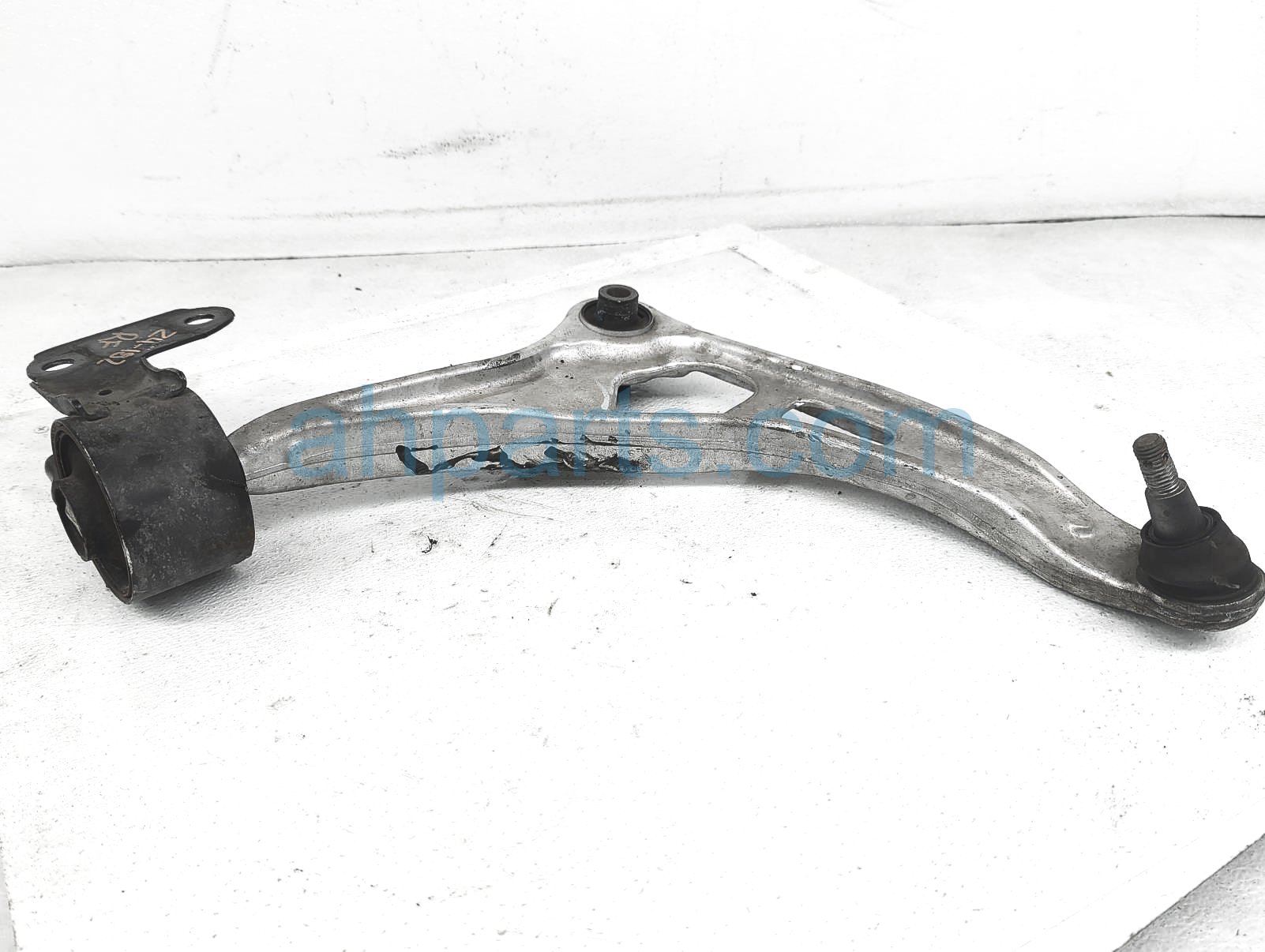 $145 Honda FR/RH LOWER CONTROL ARM