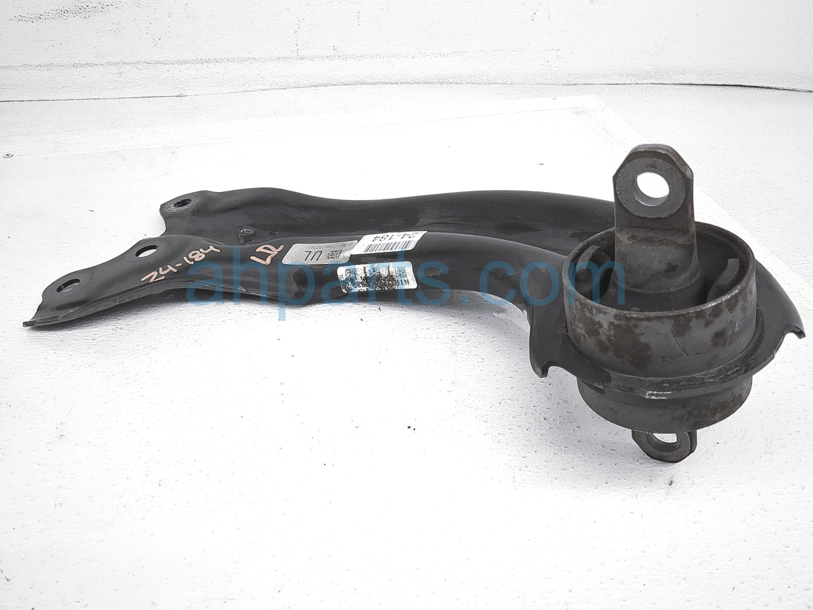$85 Acura RR/LH TRAILING CONTROL ARM $85 Acura RR/LH TRAILING CONTROL ARM
