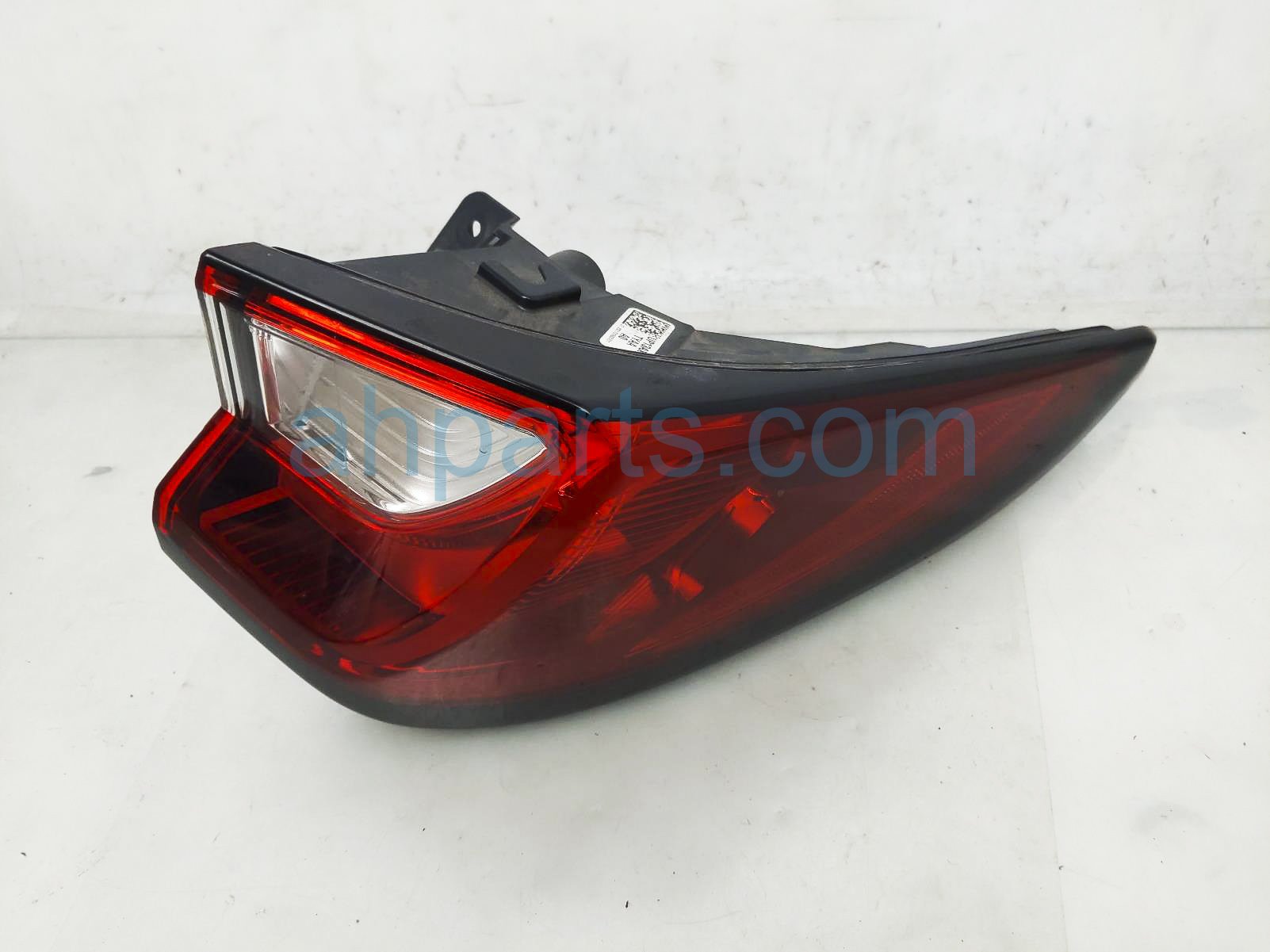 Acura RH TAIL LAMP (ON BODY)