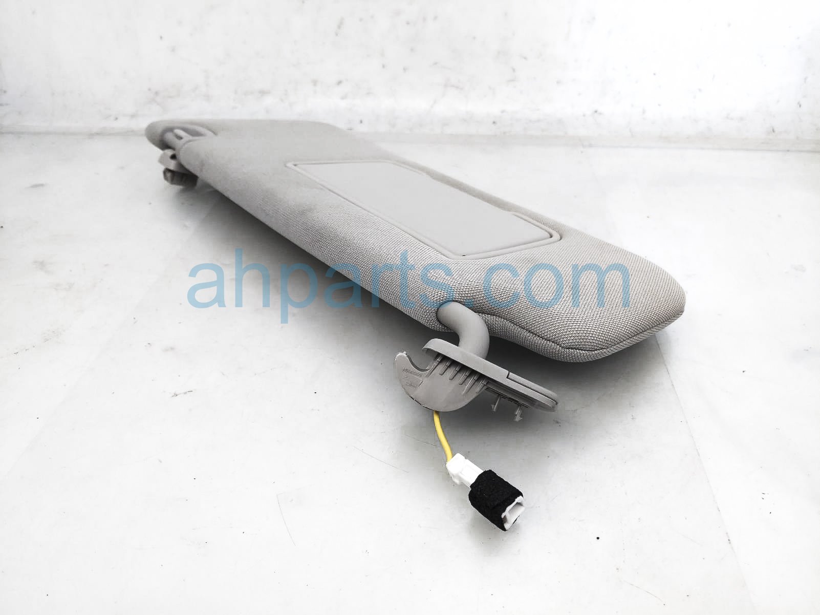 $40 Acura LH SUN VISOR - GREY