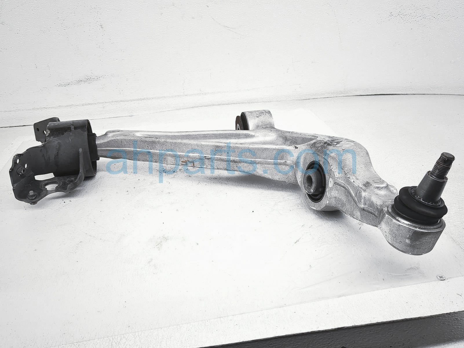 $290 Acura FR/LH LOWER CONTROL ARM $290 Acura FR/LH LOWER CONTROL ARM