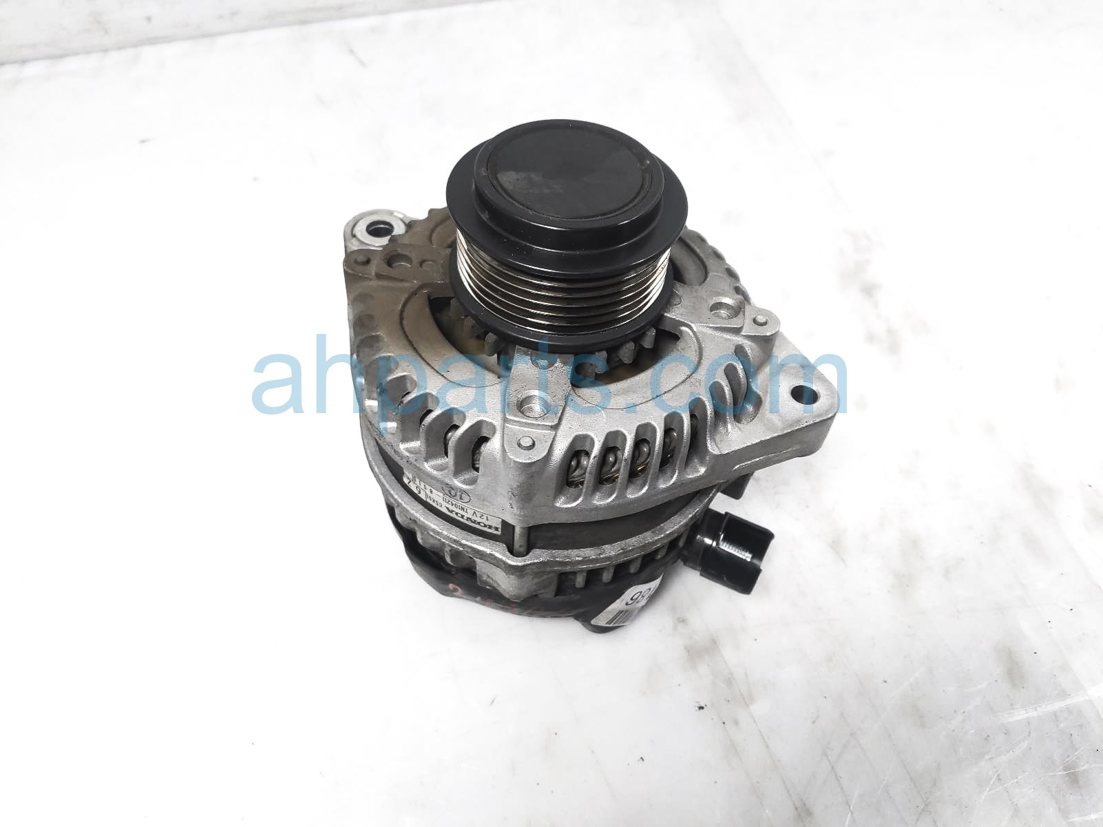 $125 Honda ALTERNATOR / GENERATOR