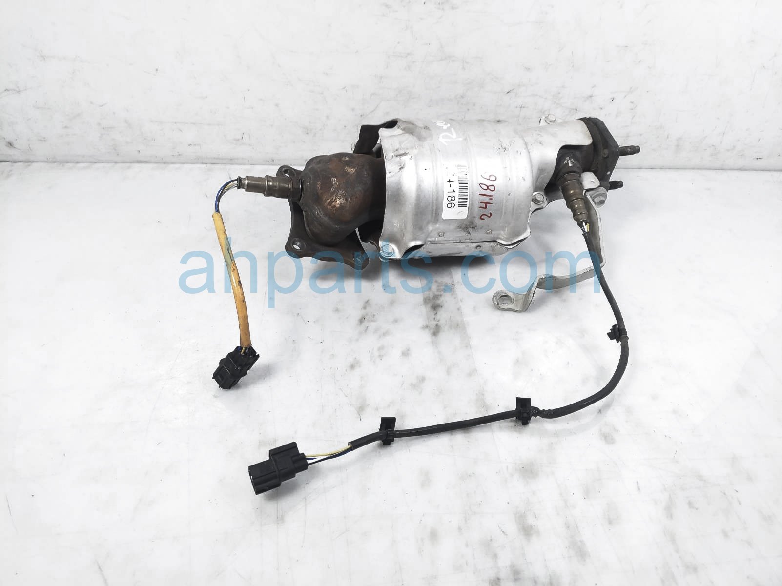 $295 Honda REAR EXHAUST MANIFOLD $295 Honda REAR EXHAUST MANIFOLD